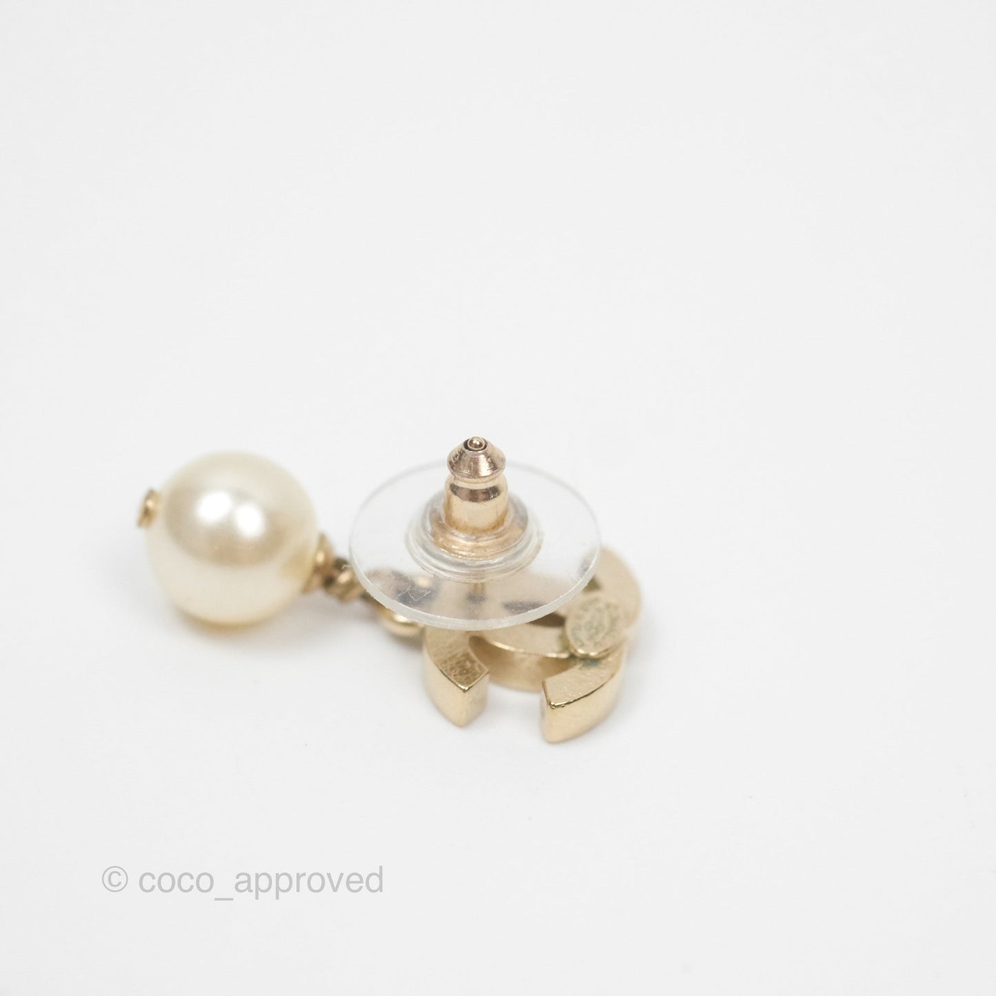 Chanel CC Pearl Drop Earrings Gold Tone 12W