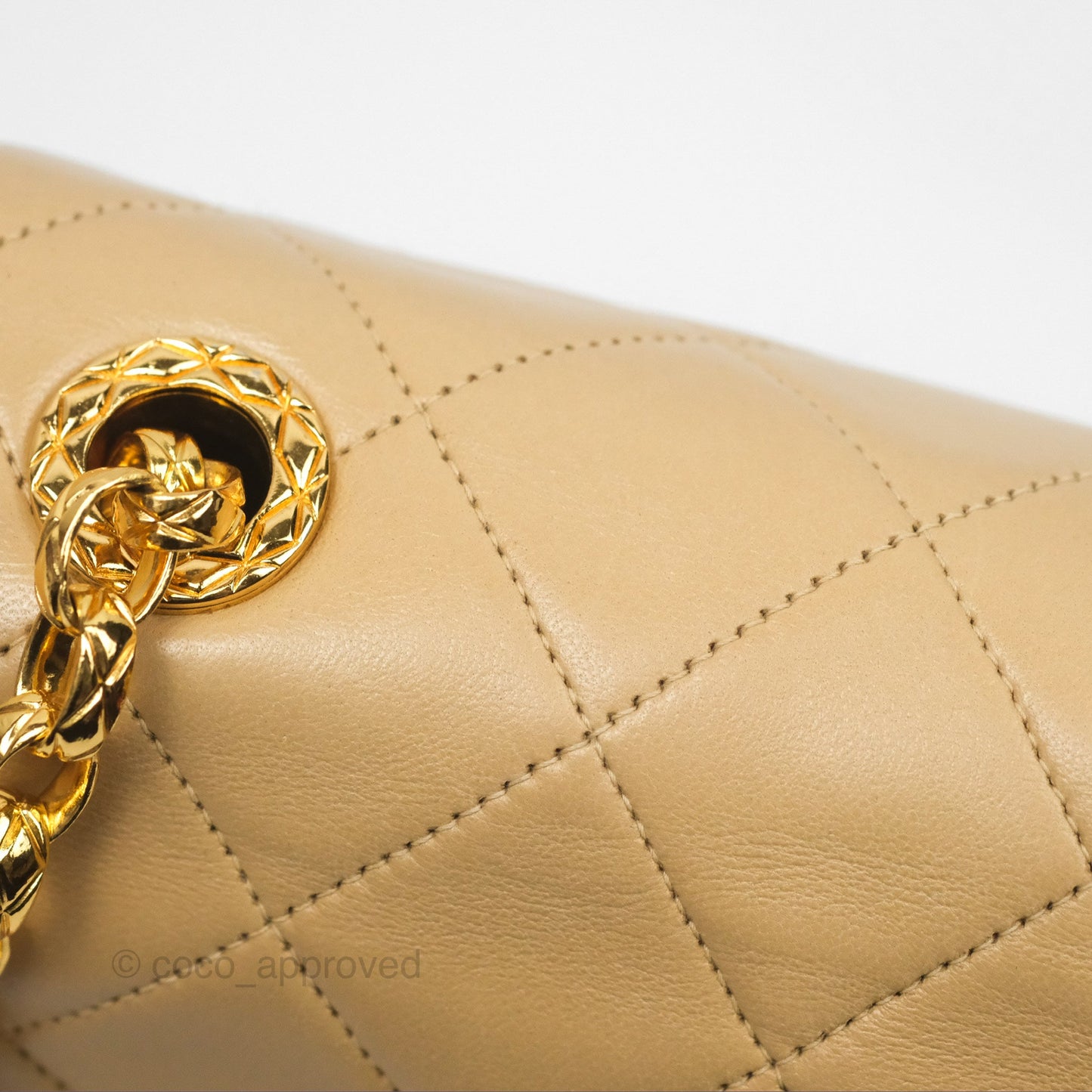 Chanel Vintage Flap Bag Beige Lambskin Gold Hardware