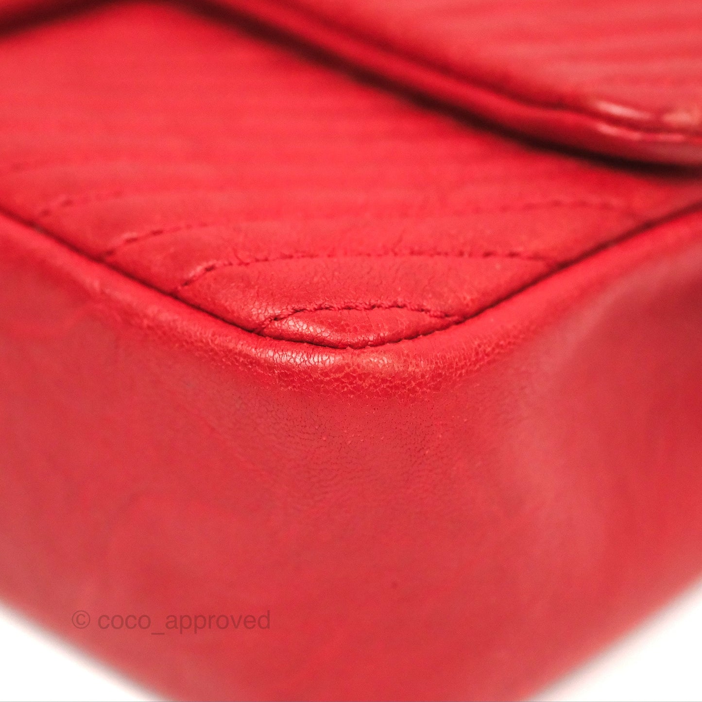 Chanel Small Chevron Surpique Flap Red Calfskin Aged Gold Hardware