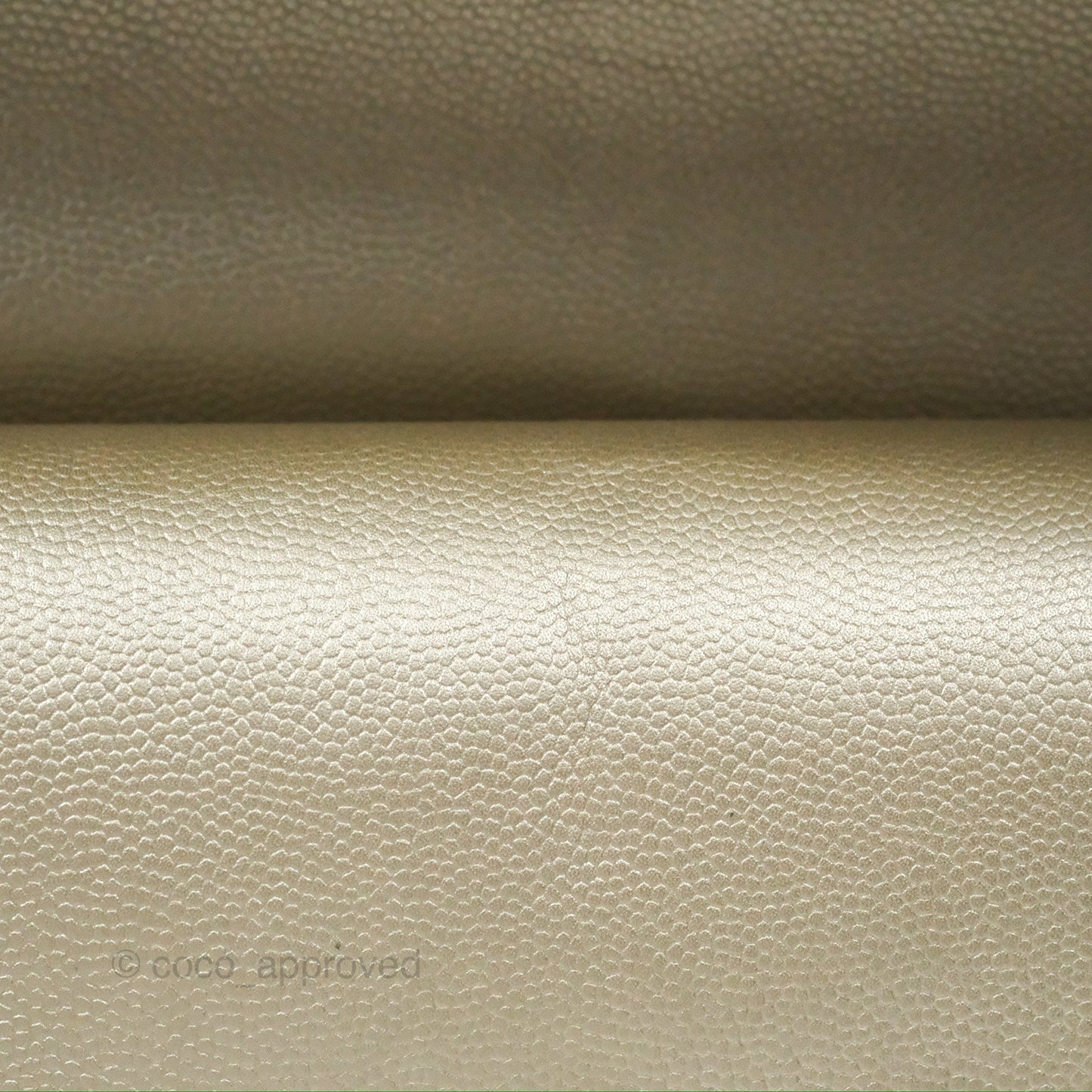 Chanel Classic M/L Medium Flap Quilted Gold Caviar Gold Gold Hardware