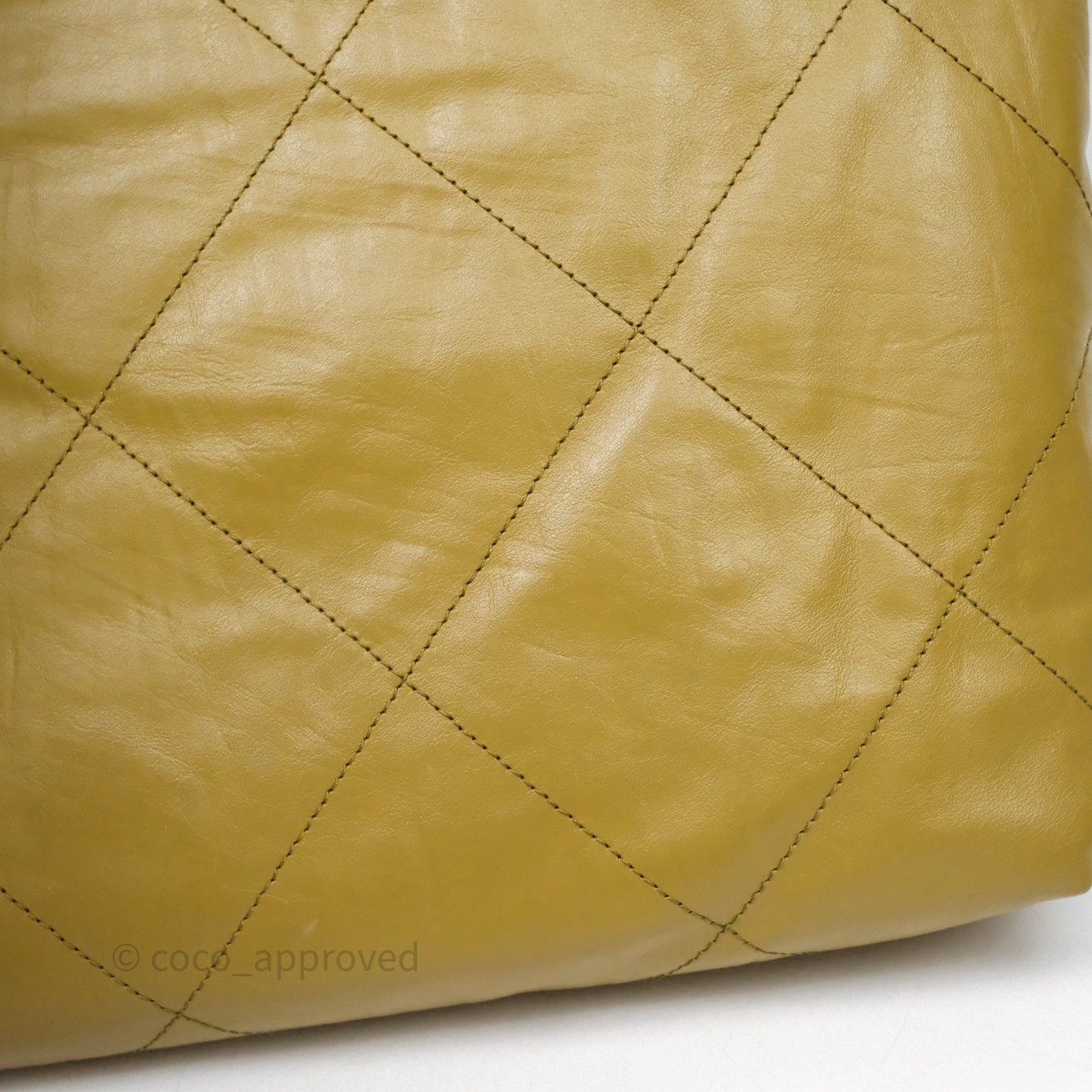 Chanel 22 Bag Medium Crumpled Olive Green Calfskin Aged Gold Hardware