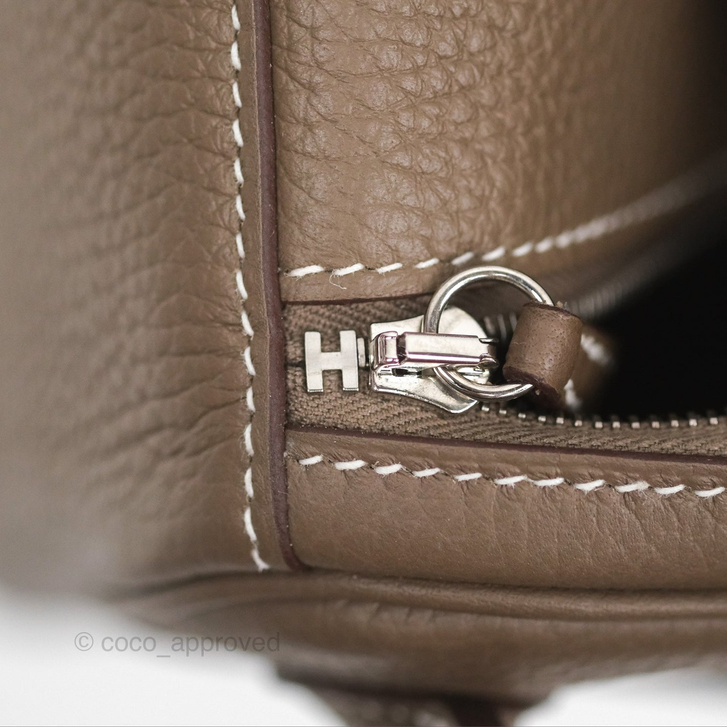Hermès Lindy 26 Clemence Etoupe 18 Palladium Hardware