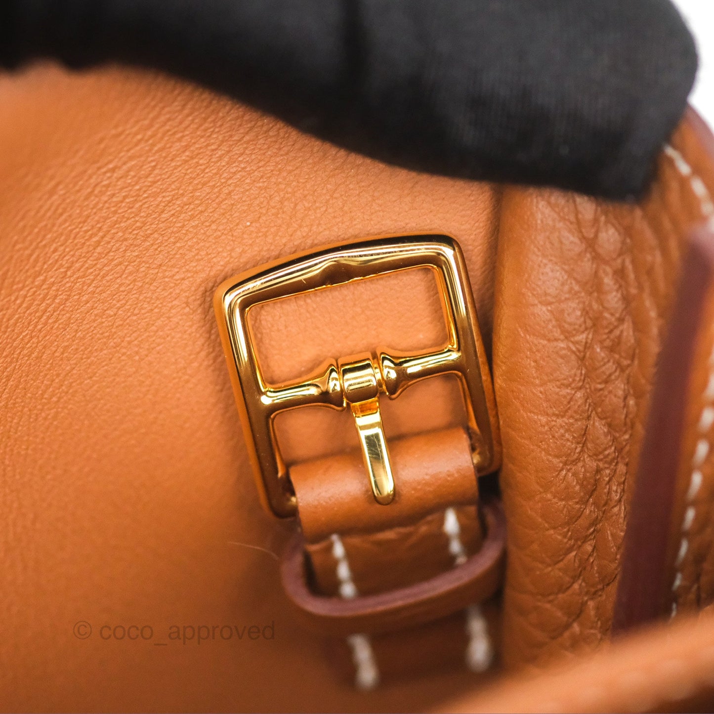 Hermès Halzan 25 Gold Clemence Gold Hardware