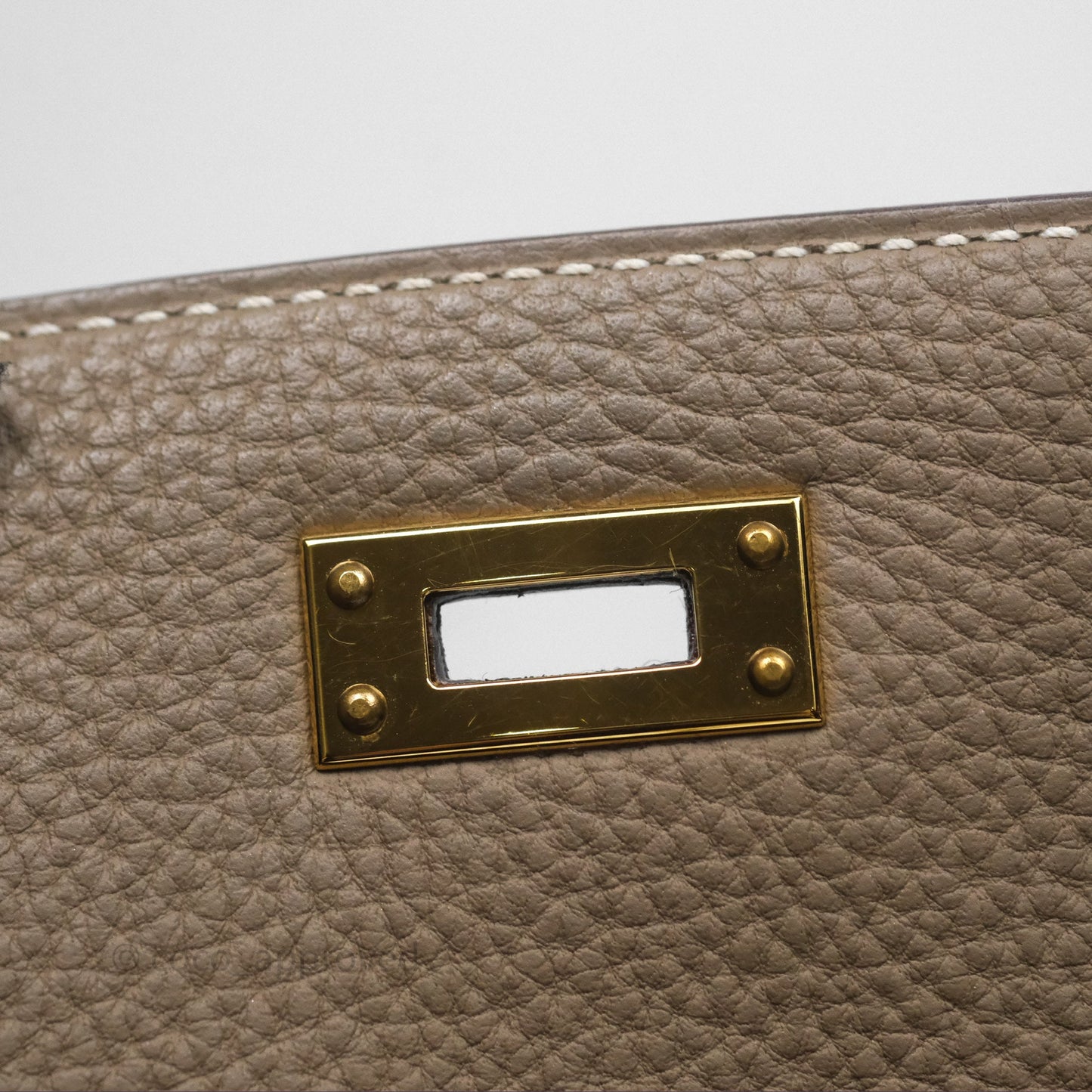 Hermès Retourne Kelly 25 Etoupe 18 Togo Gold Hardware