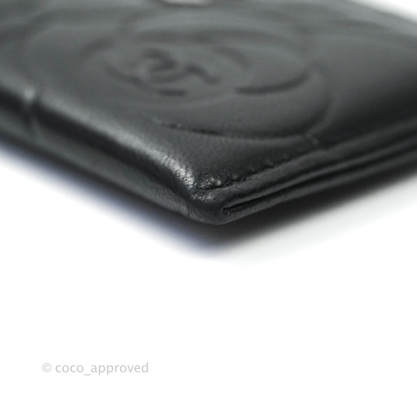 Chanel Classic Camellia Embossed Lambskin Card Holder Silver Hardware