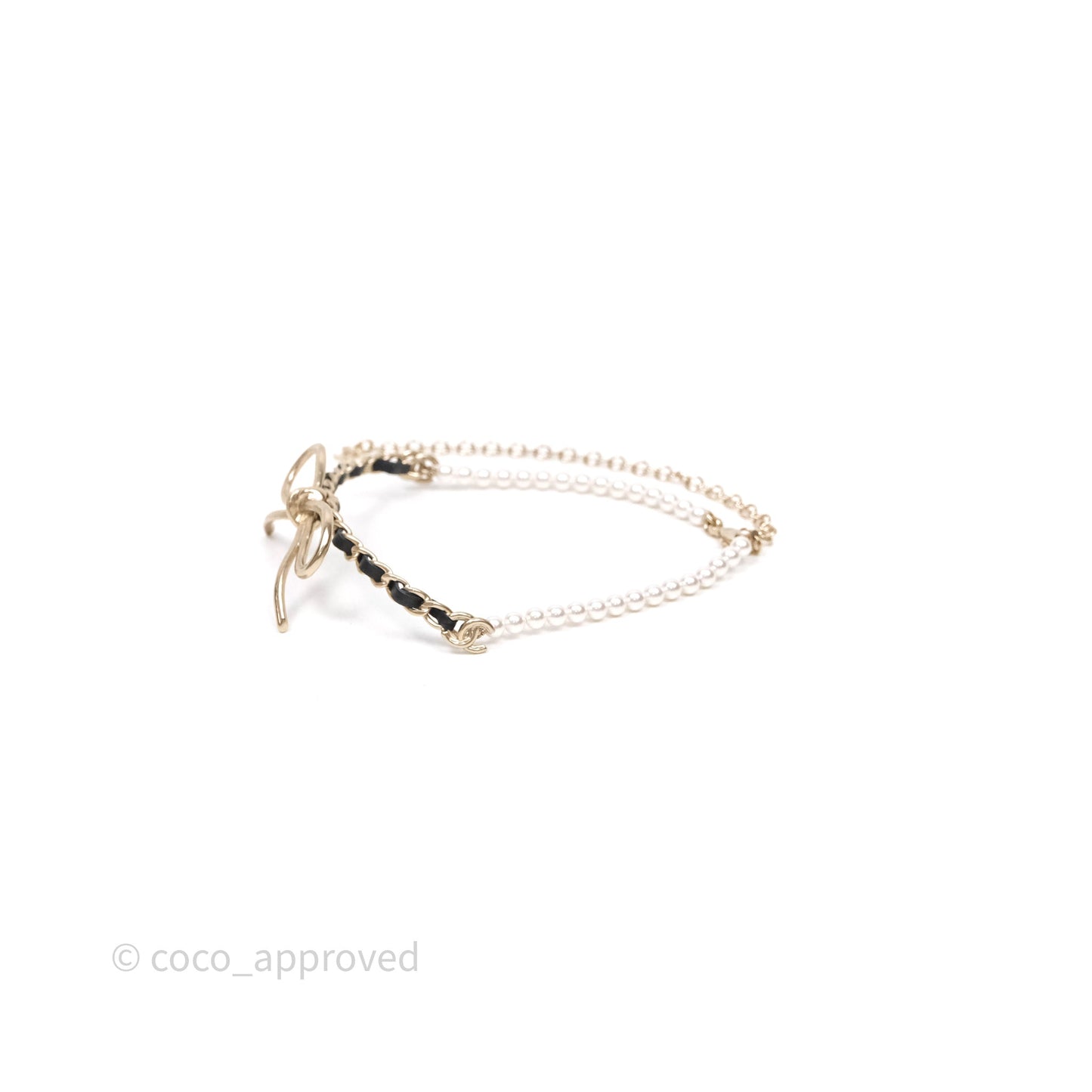 Chanel Ribbon Black Leather Pearl Chain Choker Gold Tone 22S