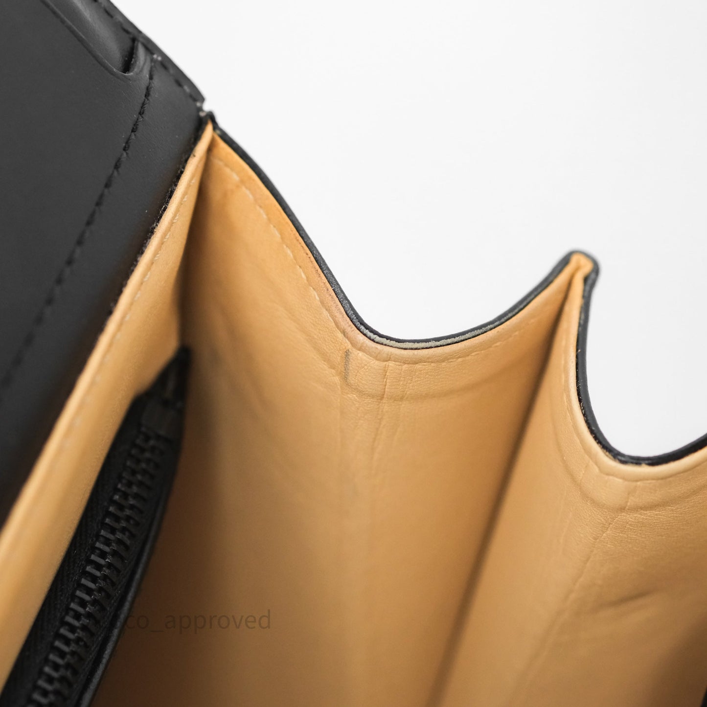 Delvaux Brillant L'Humour MM Black Calfskin
