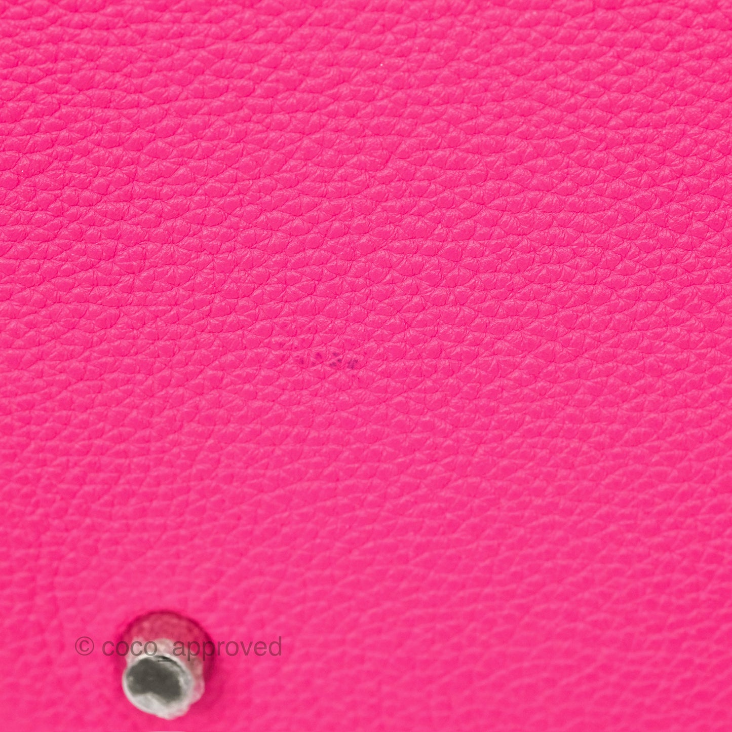 Hermès Picotin Lock 22 Rose Shocking 5R Taurillon Maurice Palladium Hardware