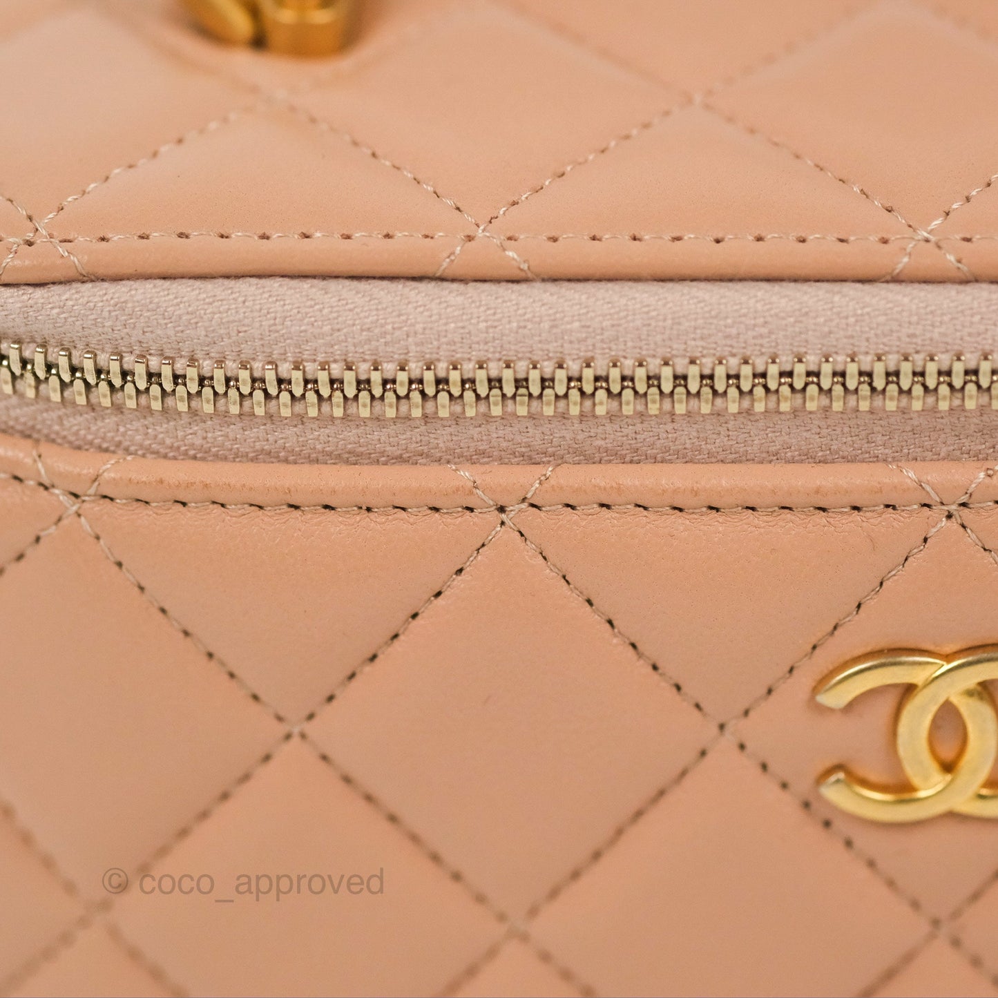Chanel Vanity Rectangular Top Handle Beige Lambskin Gold Hardware