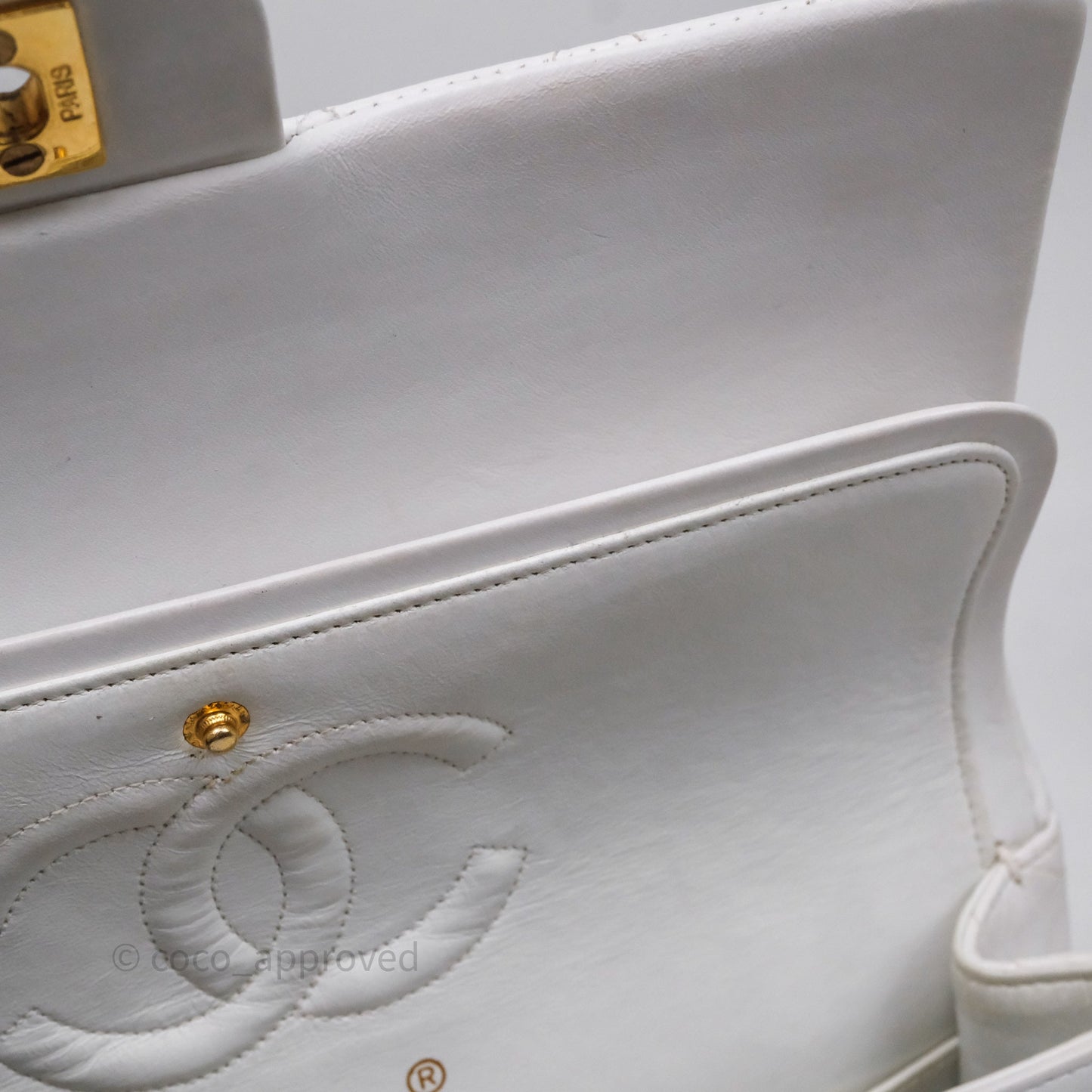 Chanel Classic Vintage Double Flap M/L White Lambskin 24K Gold Hardware