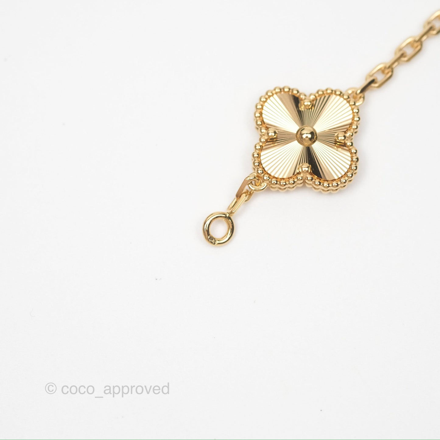 Van Cleef & Arpels Vintage Alhambra 5 Motifs Guilloche Yellow Gold Bracelet