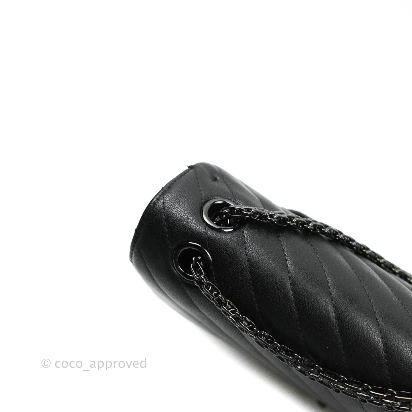 Chanel Reissue Chevron So Black Black Hardware 226