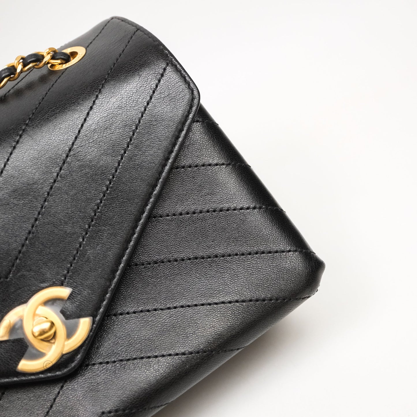 Chanel Chevron Flap Bag Black Calfskin Aged Gold Hardware