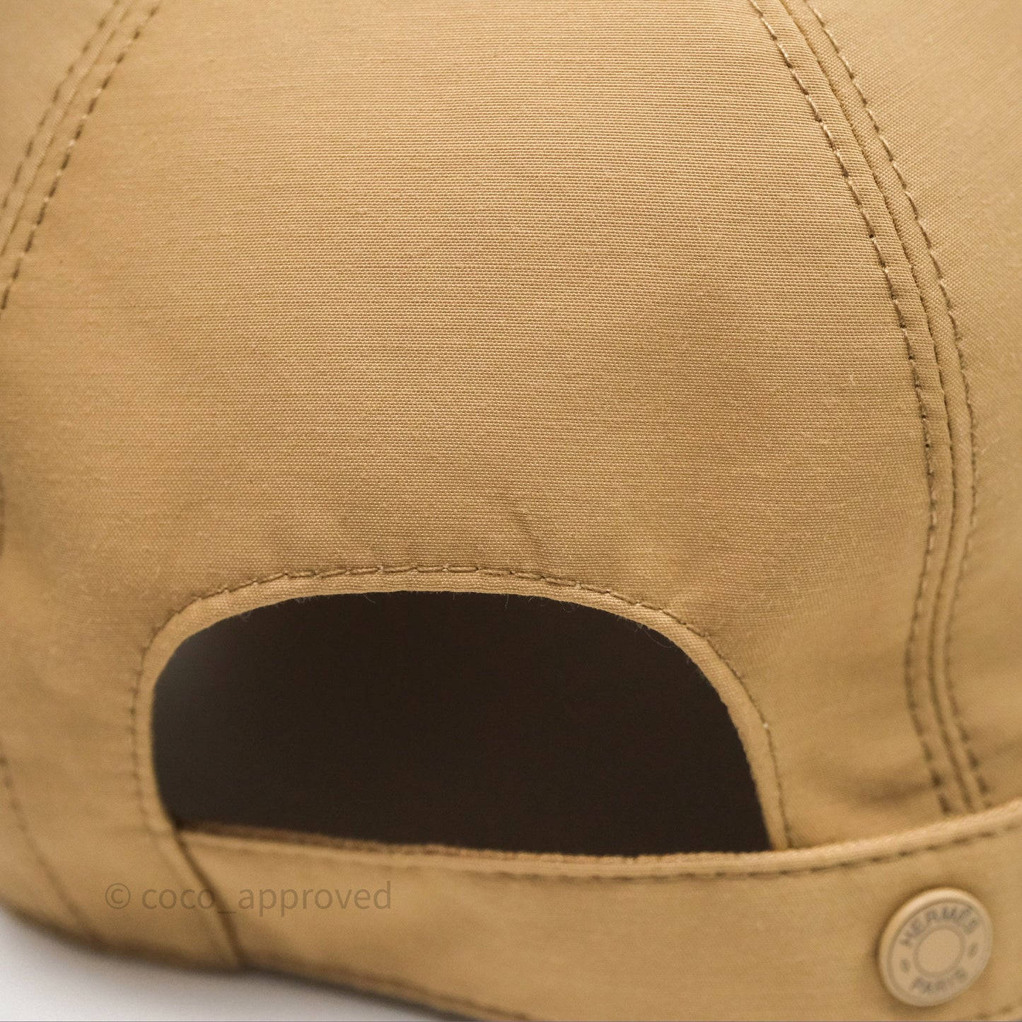 Hermès Serena Eperon D'Or Cap Beige Size 57