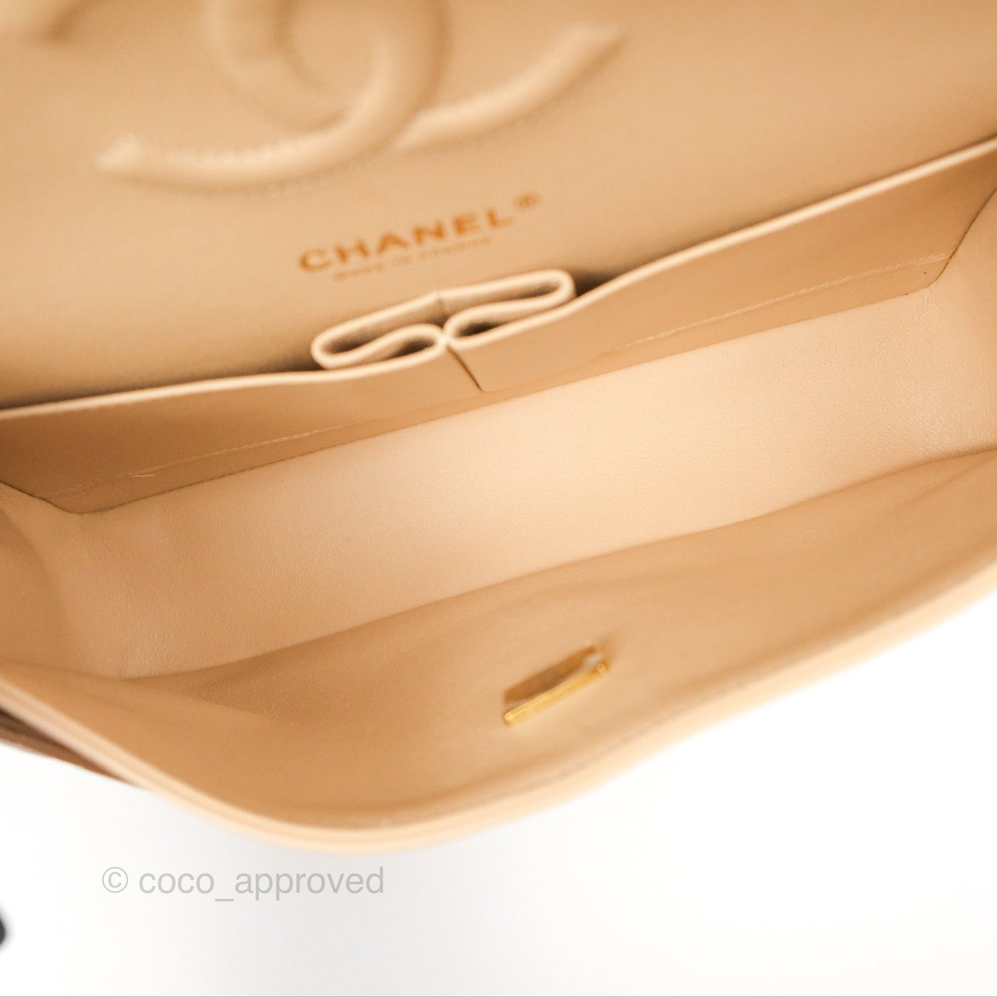 Chanel Classic M/L Medium Flap Quilted Beige Lambskin Gold Hardware