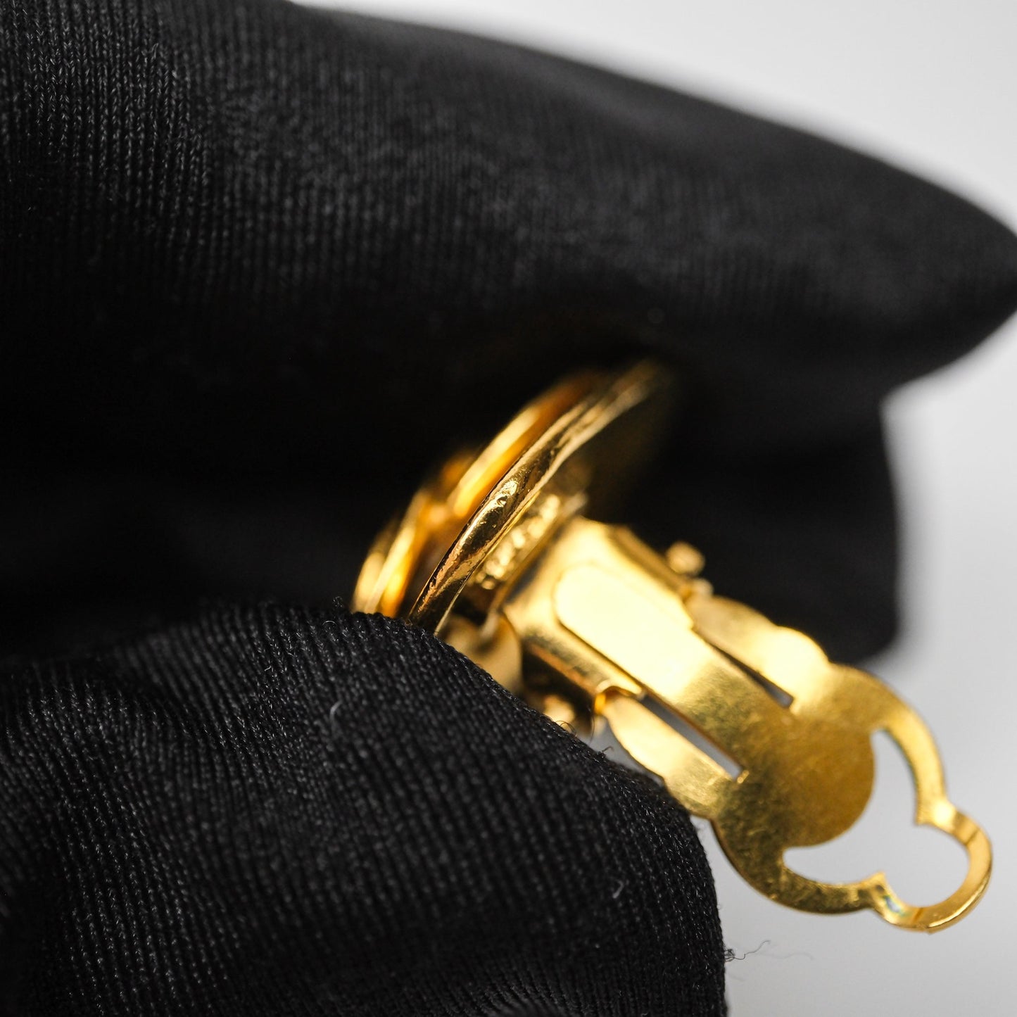 Chanel Square Ear Clip Gold Tone 94P