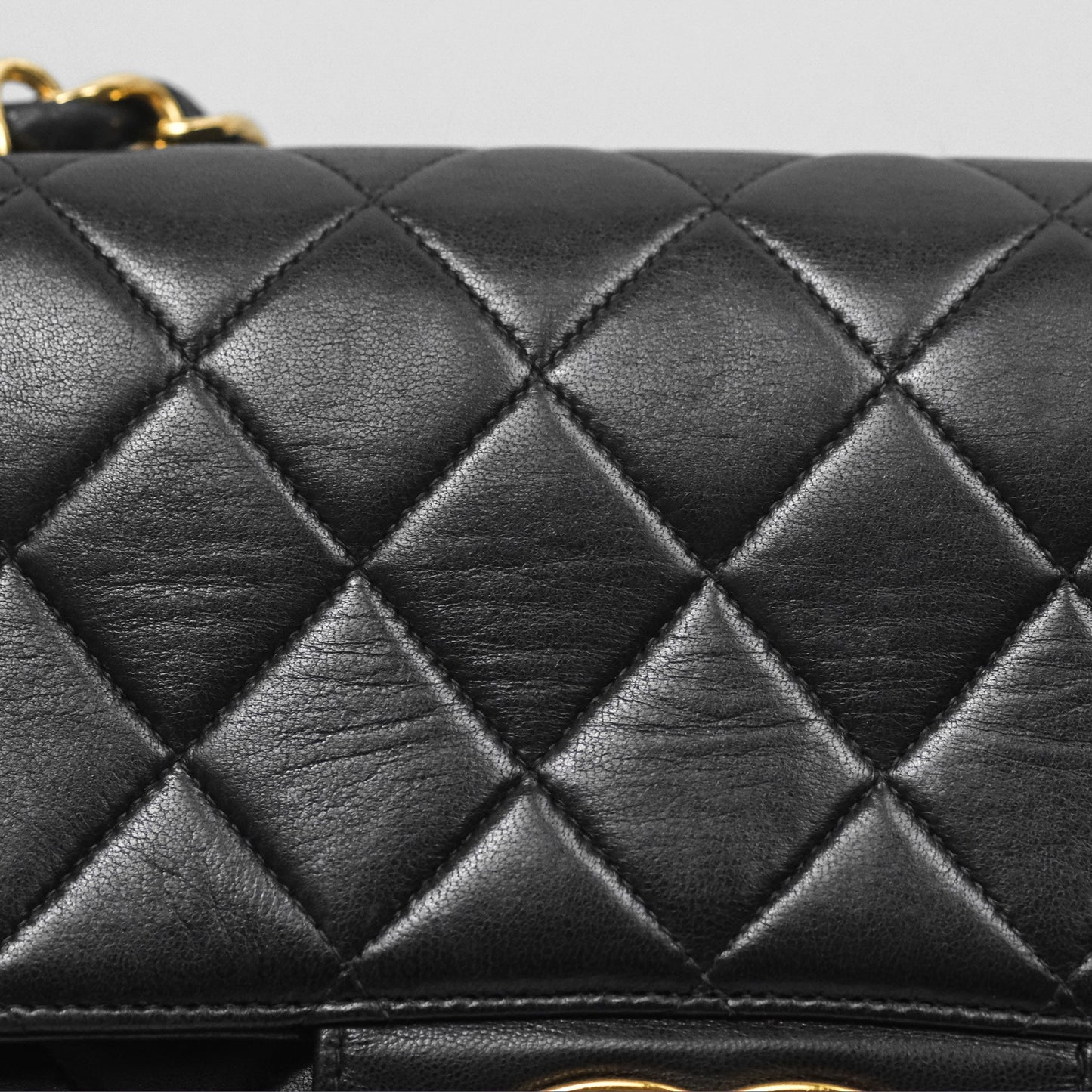 Chanel Vintage Jumbo Single Flap Black Lambskin 24K Gold Hardware