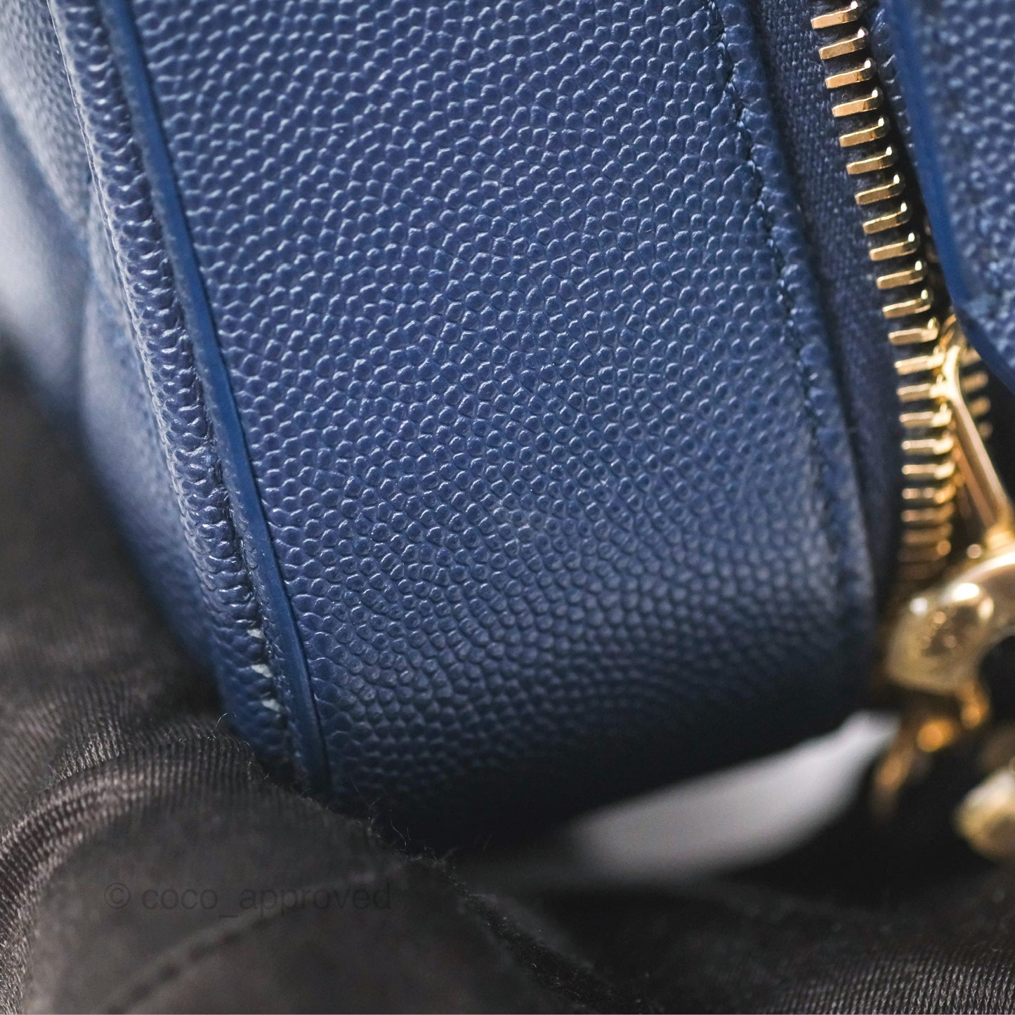 Chanel Quilted Medium CC Filigree Vanity Case Dark Navy Caviar Gold Hardware