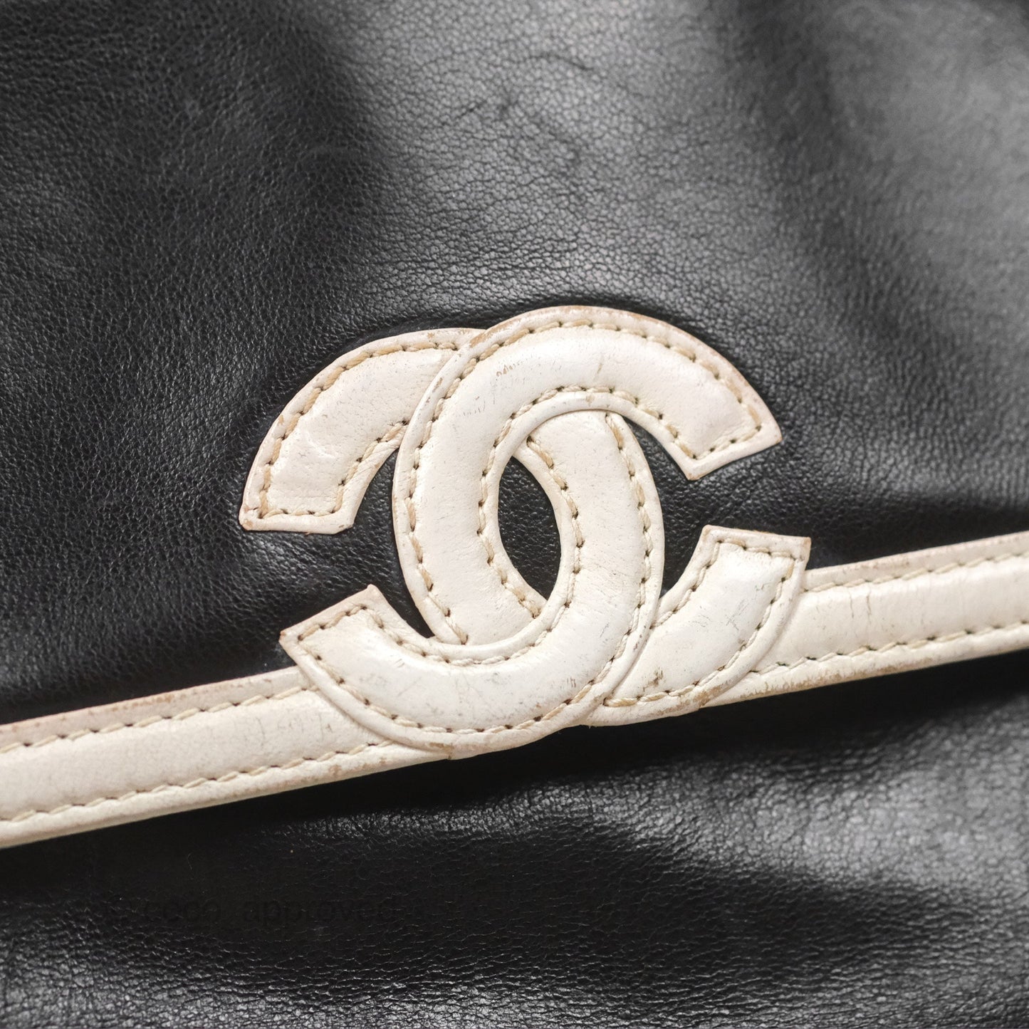 Chanel Vintage White CC Camera Bag Black Lambskin Gold Hardware