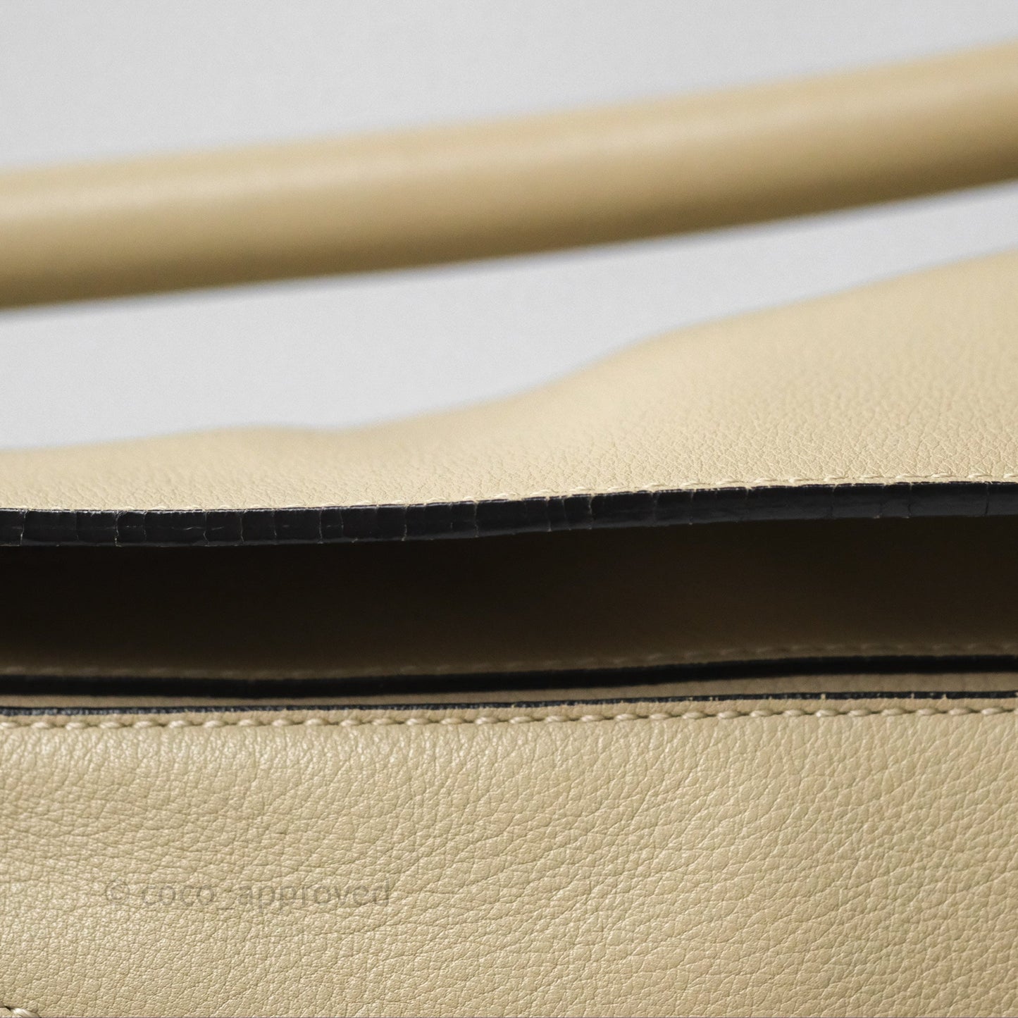 Loewe Medium Puzzle Bag Light Beige Calfskin