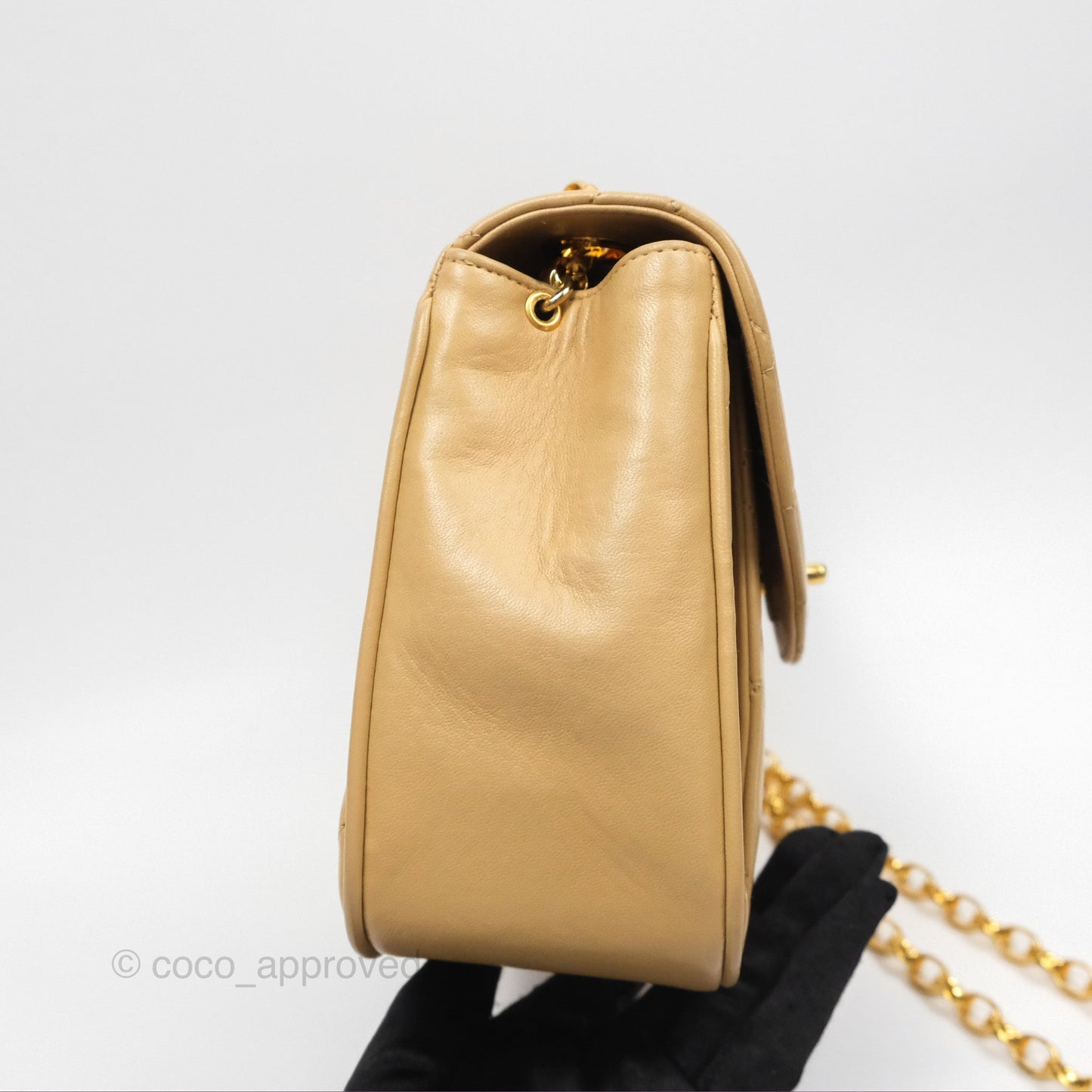 Chanel Vintage Flap Bag Beige Lambskin Gold Hardware
