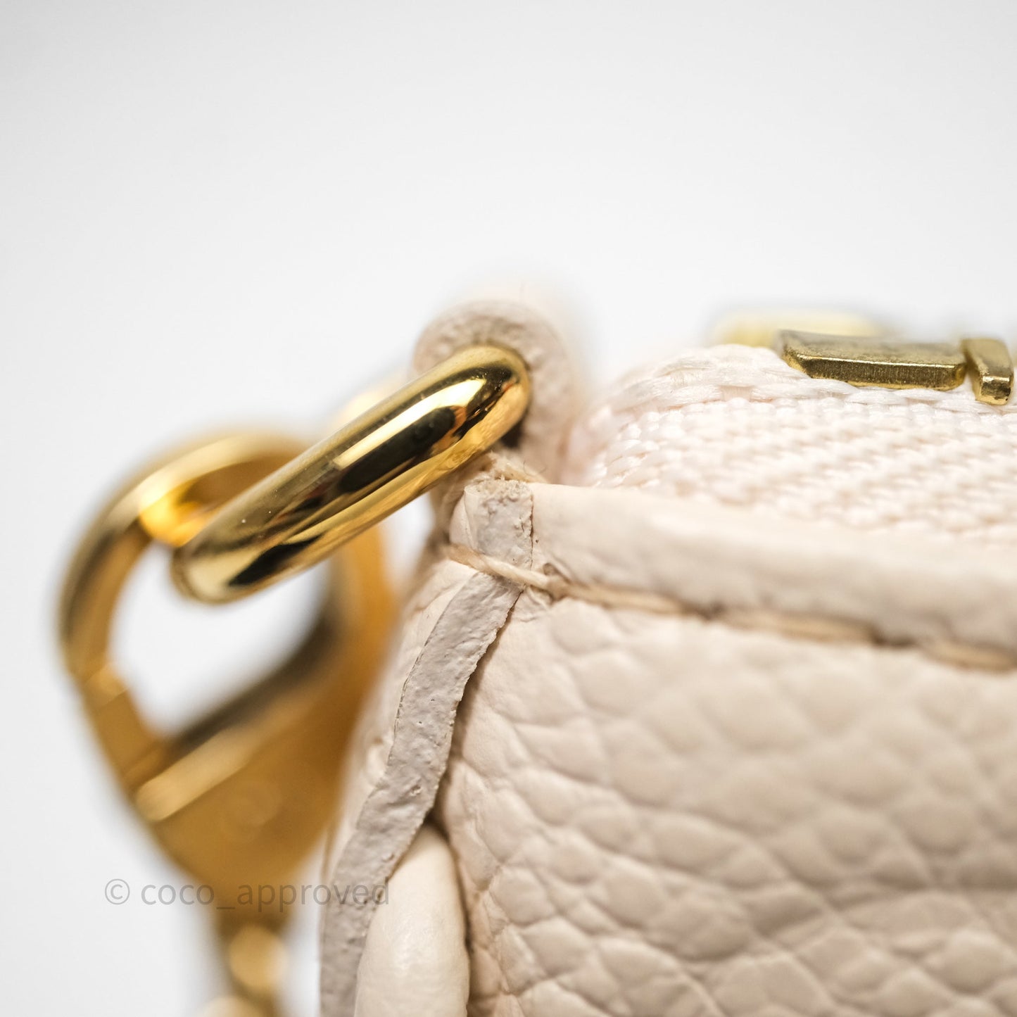 Louis Vuitton Easy Pouch On Strap Crème Monogram Empreinte Leather