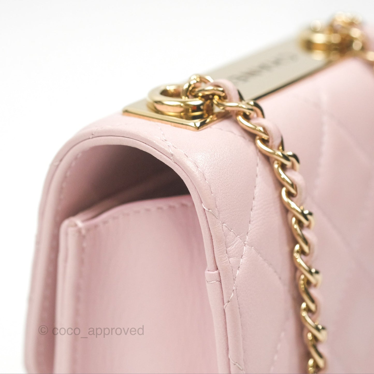 Chanel Mini Quilted Trendy CC Clutch With Chain Lilac Rose Clair Lambskin Gold Hardware