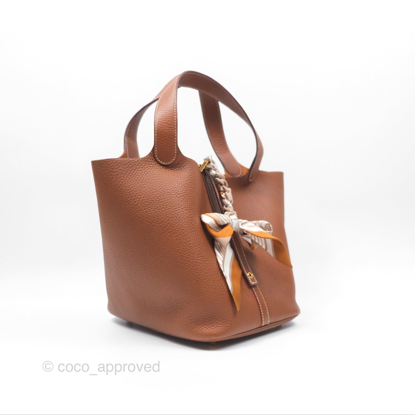 Hermès Picotin Lock 22 Gold 37 Clemence Gold Hardware
