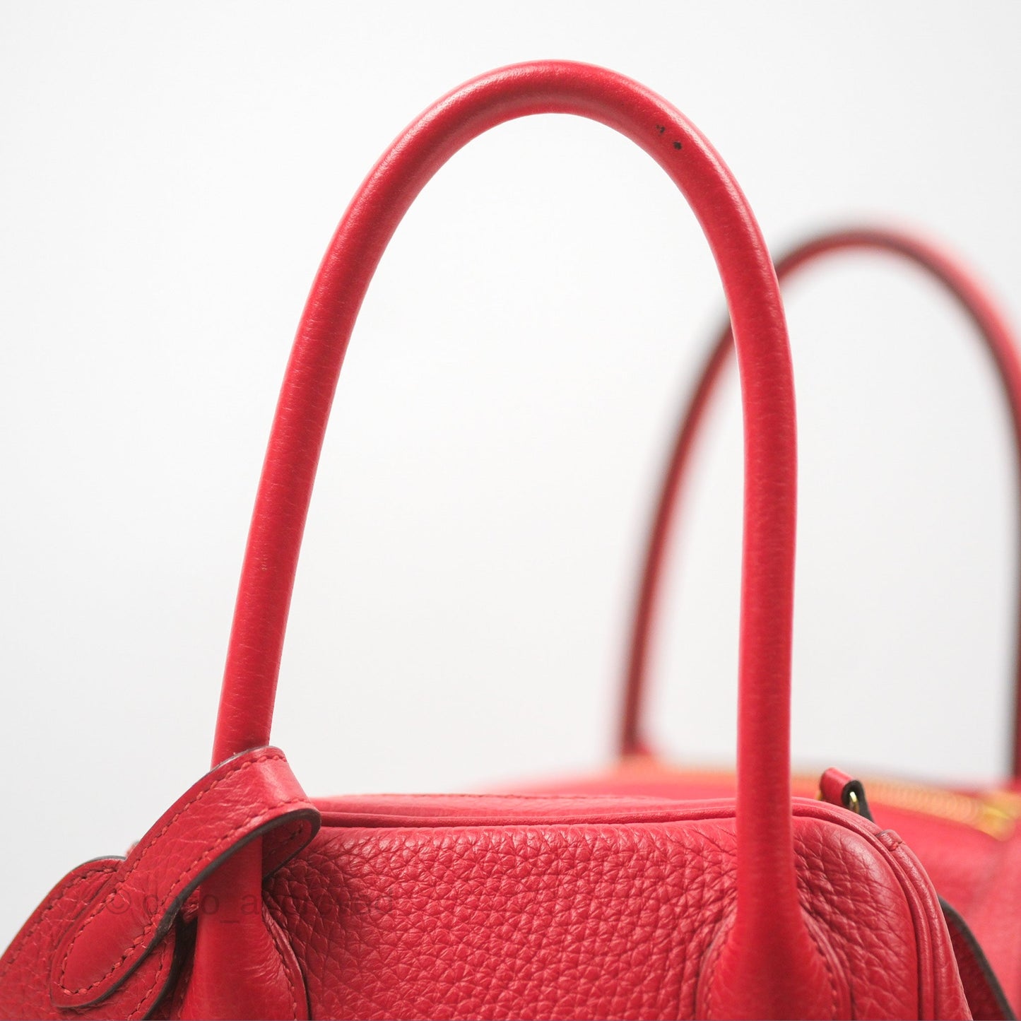 Hermès Lindy 26 Rouge Tomate Clemence Gold Hardware