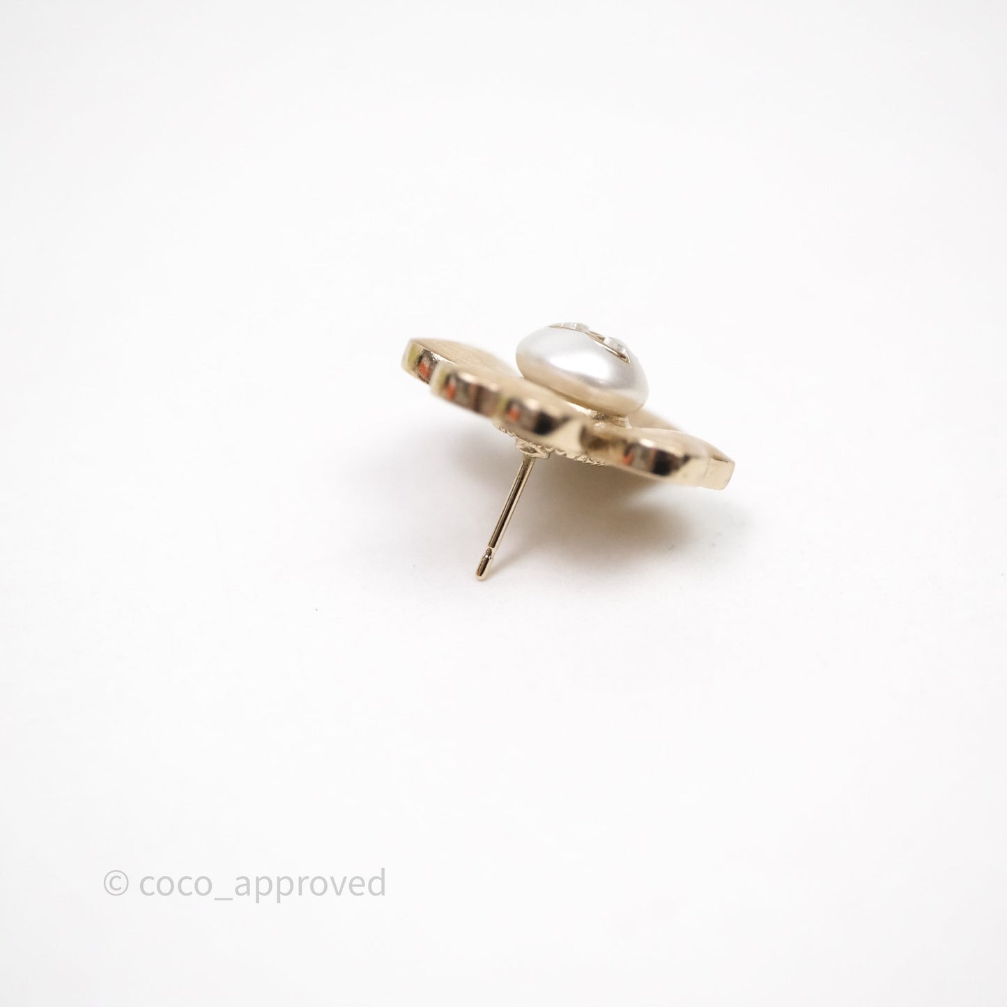 Chanel CC Pearl Flower Earrings Gold Tone