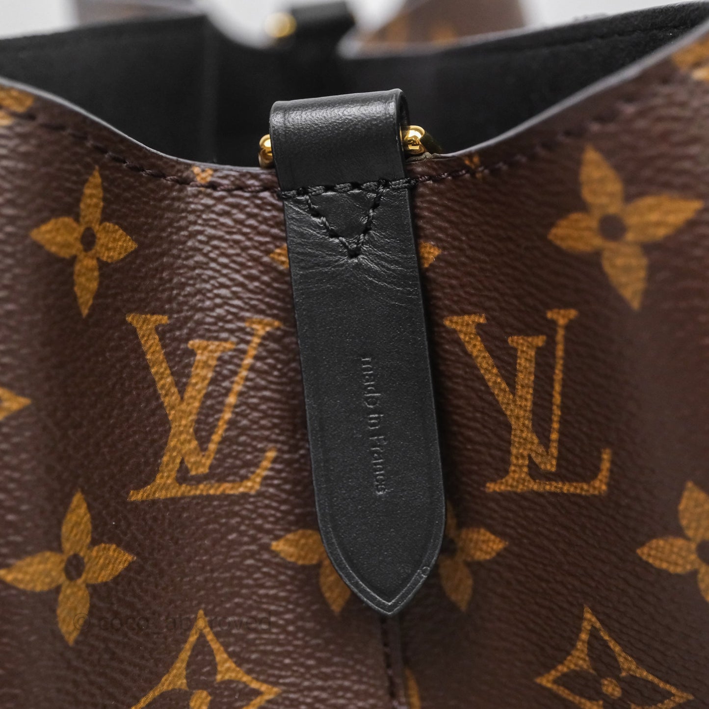 Louis Vuitton NéoNoé MM Black Monogram Canvas