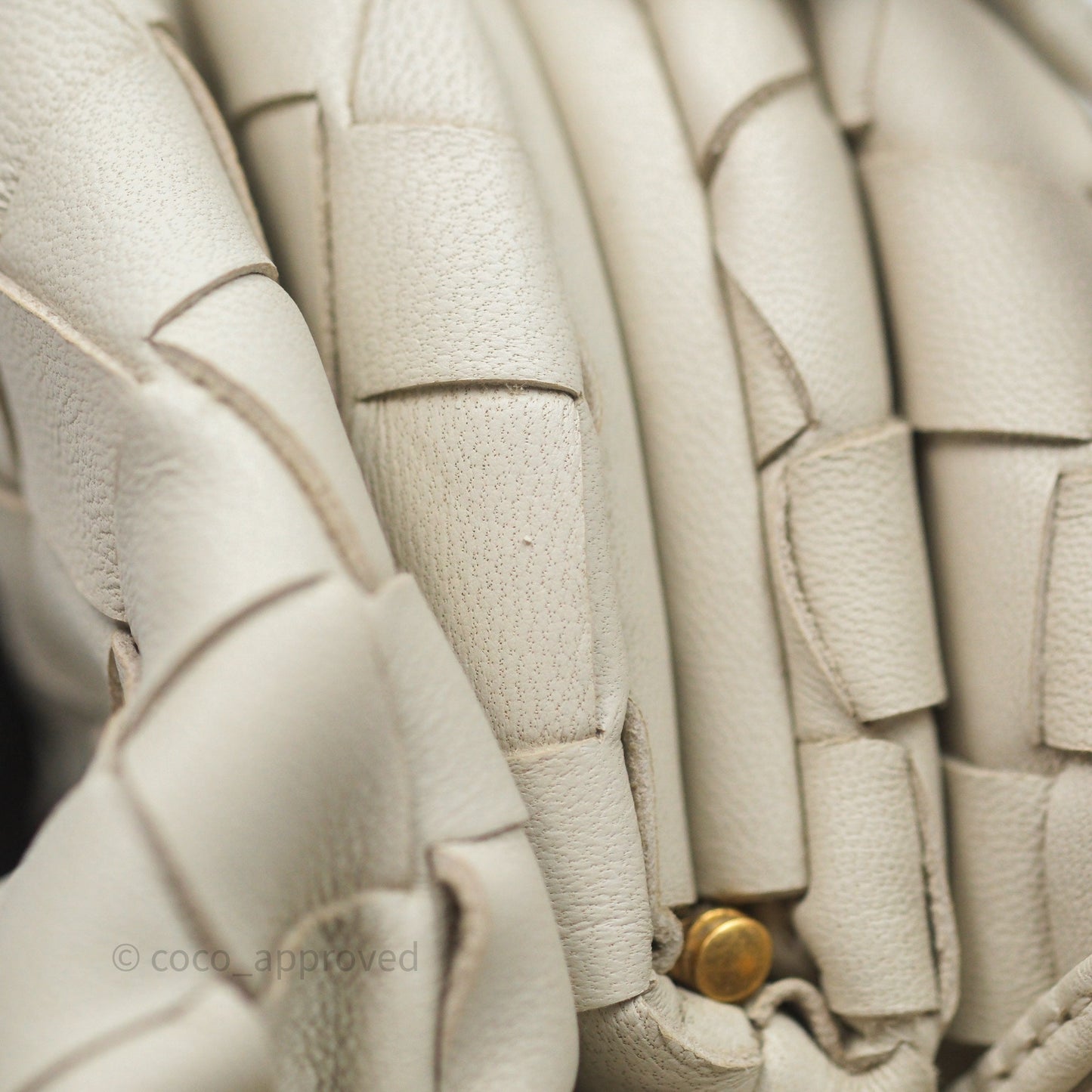 Bottega Veneta Mini Pouch Chalk Intrecciato Calfskin