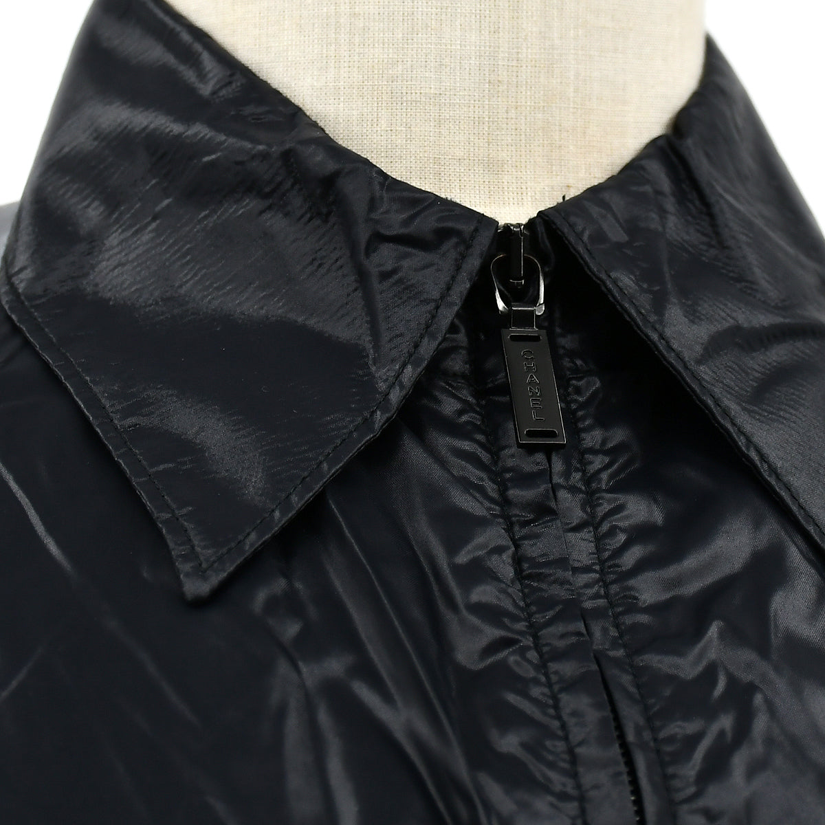 Luxury Chanel 1999 Spring two-tone zip-up vest #38
