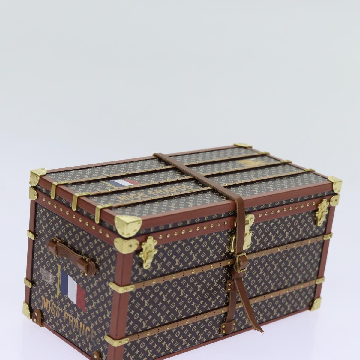 LOUIS VUITTON Miss France Paper Weight Brown M99408 LV 70061A