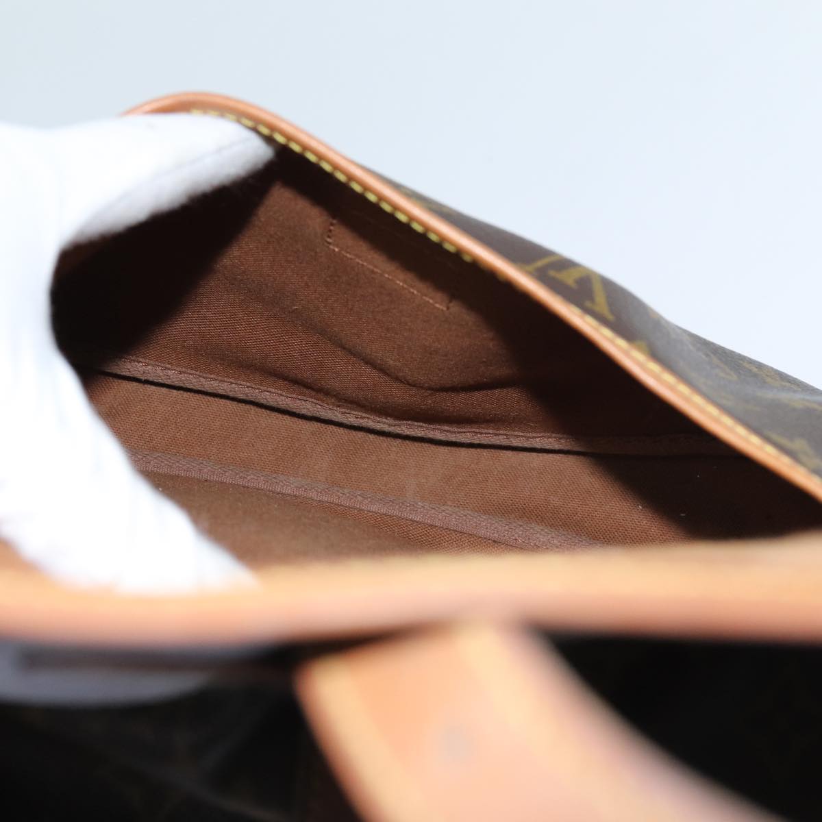 LOUIS VUITTON Monogram Saumur 30 Shoulder Bag M42256 LV 70067
