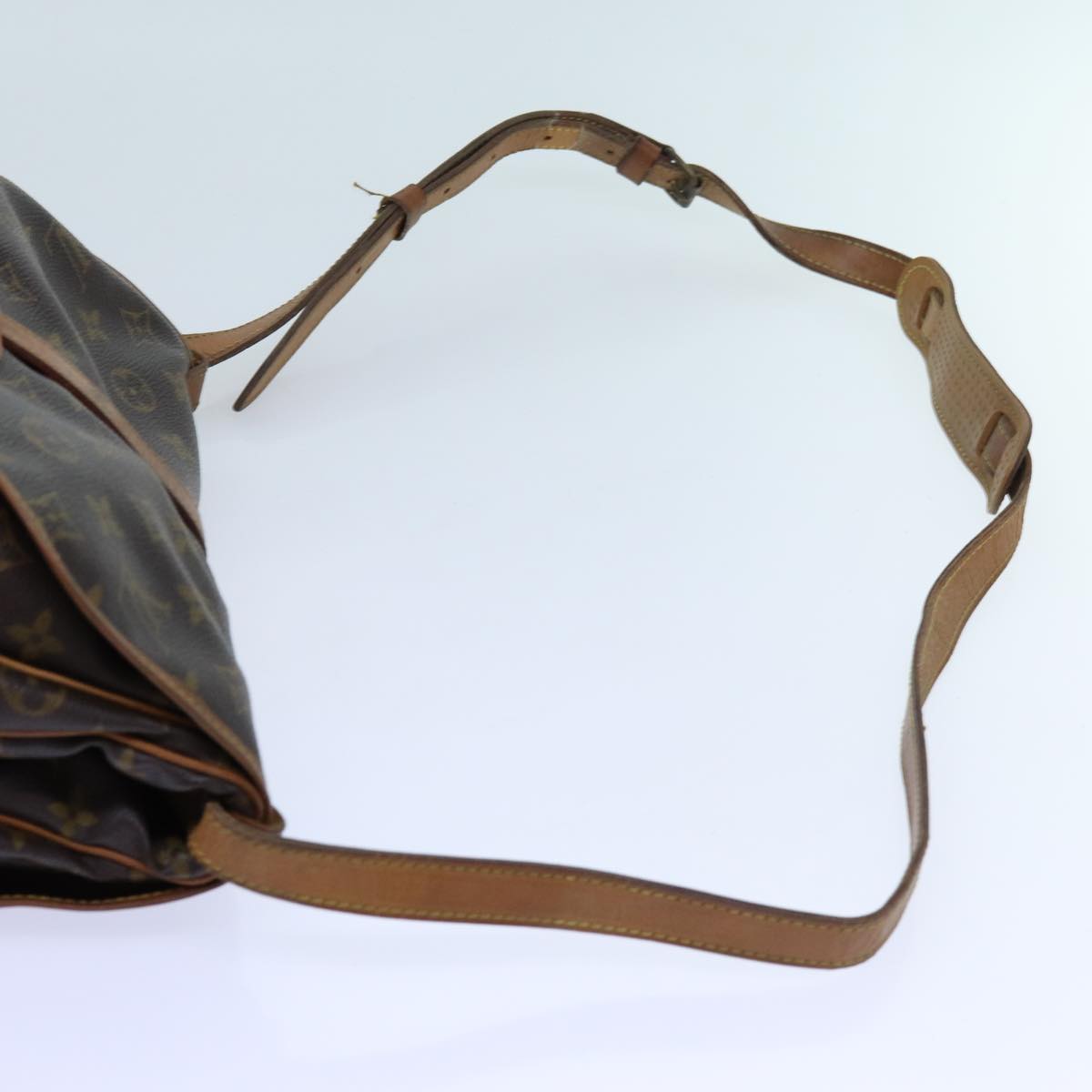 LOUIS VUITTON Monogram Saumur 30 Shoulder Bag M42256 LV 70067