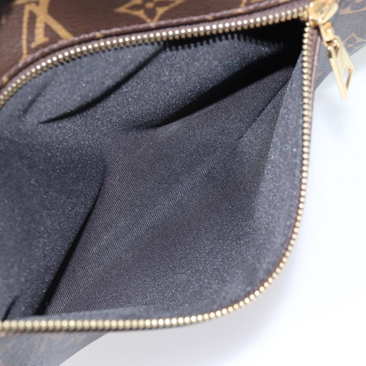 LOUIS VUITTON Monogram Bum Bag Shoulder Bag M43644 LV 70120A