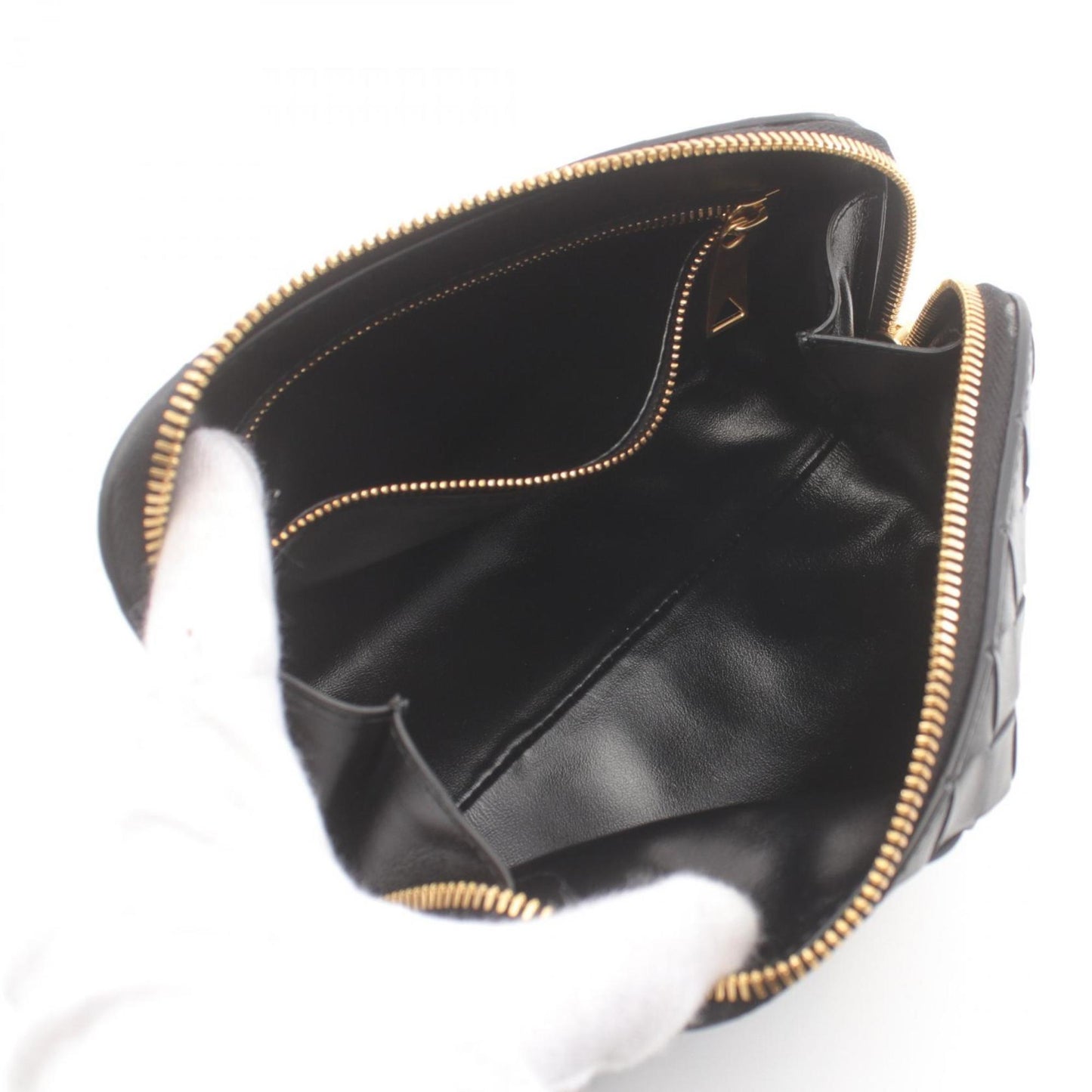 Luxury Bottega Veneta  Leather Pouch