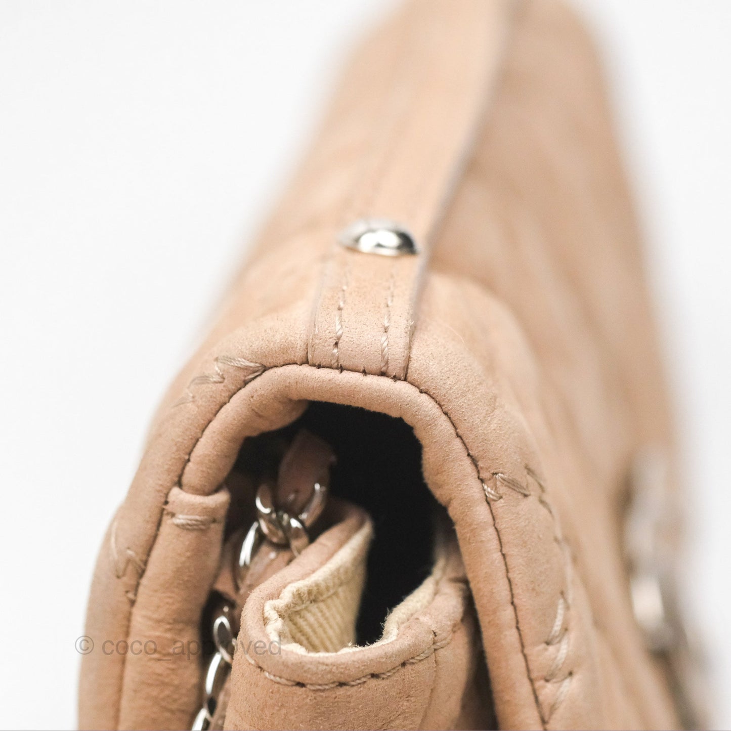 Chanel Double Stitch Hamptons Clutch With Chain Beige Washed Calfskin