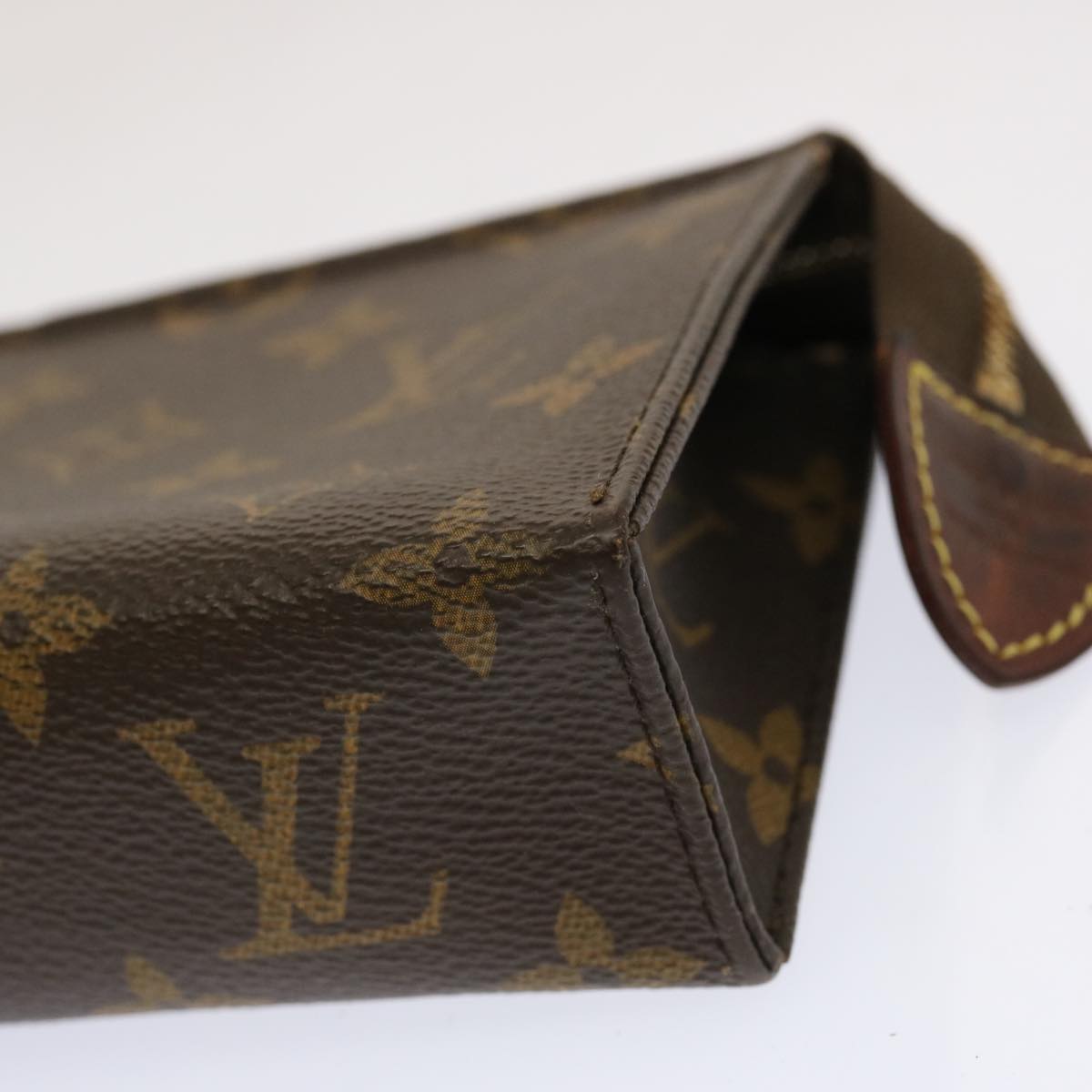 LOUIS VUITTON Monogram Poche Toilette 15 Pouch M47546 LV 70303