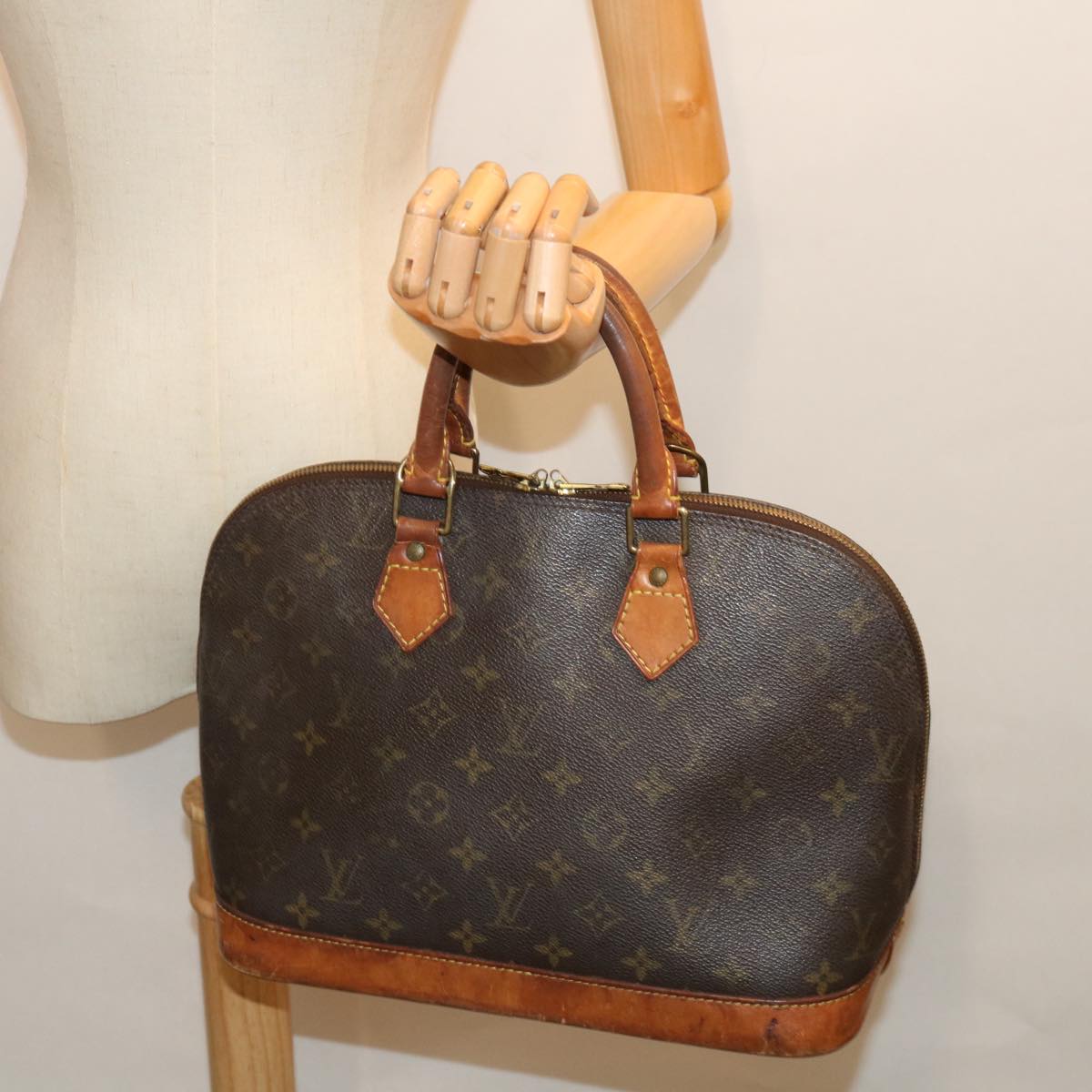 LOUIS VUITTON Monogram Alma Hand Bag M51130 LV 70381