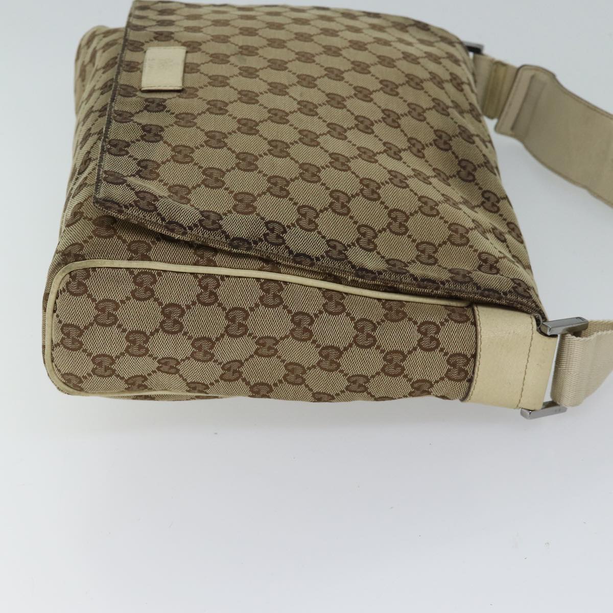 Luxury Gucci Trending 2025 GG Canvas Shoulder Bag Beige 146236  70400