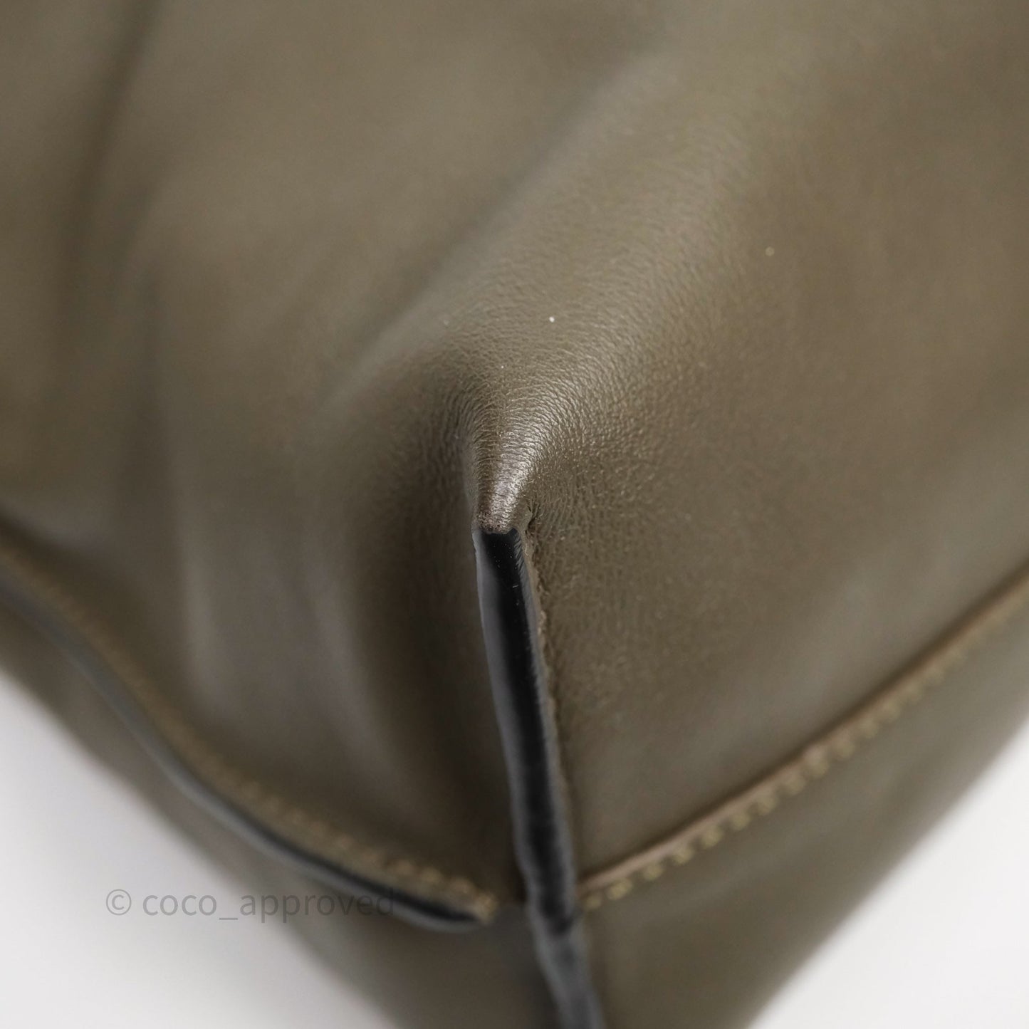 Loewe Flamenco Clutch Medium in Nappa Calfskin Dark Khaki Green