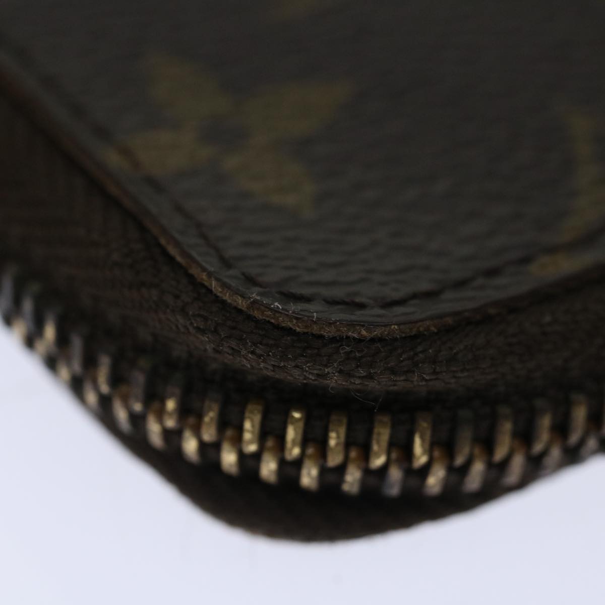 LOUIS VUITTON Monogram Poche Escapade Travel Case M60113 LV 70483