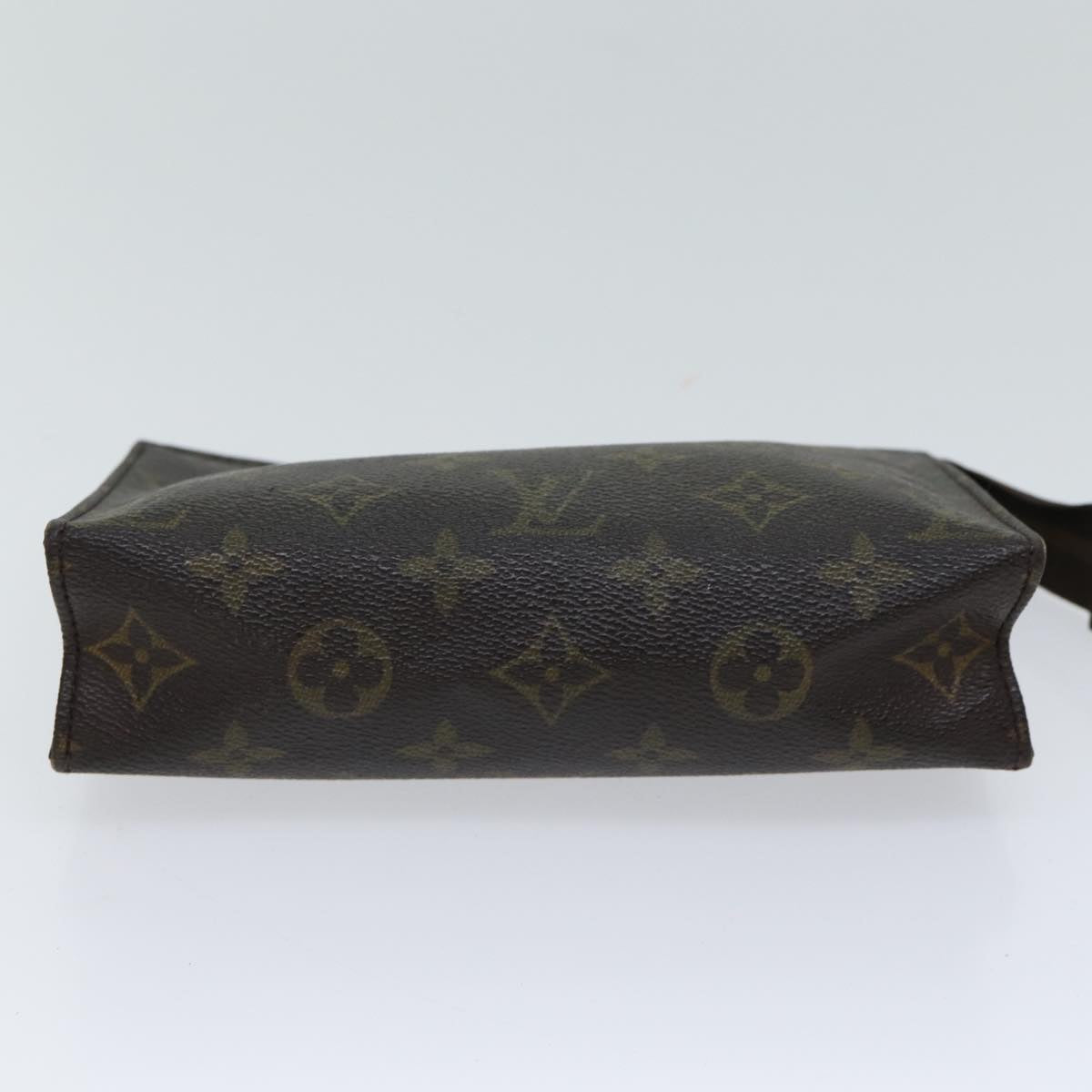 LOUIS VUITTON Monogram Poche Toilette 19 Pouch M47544 LV 70484