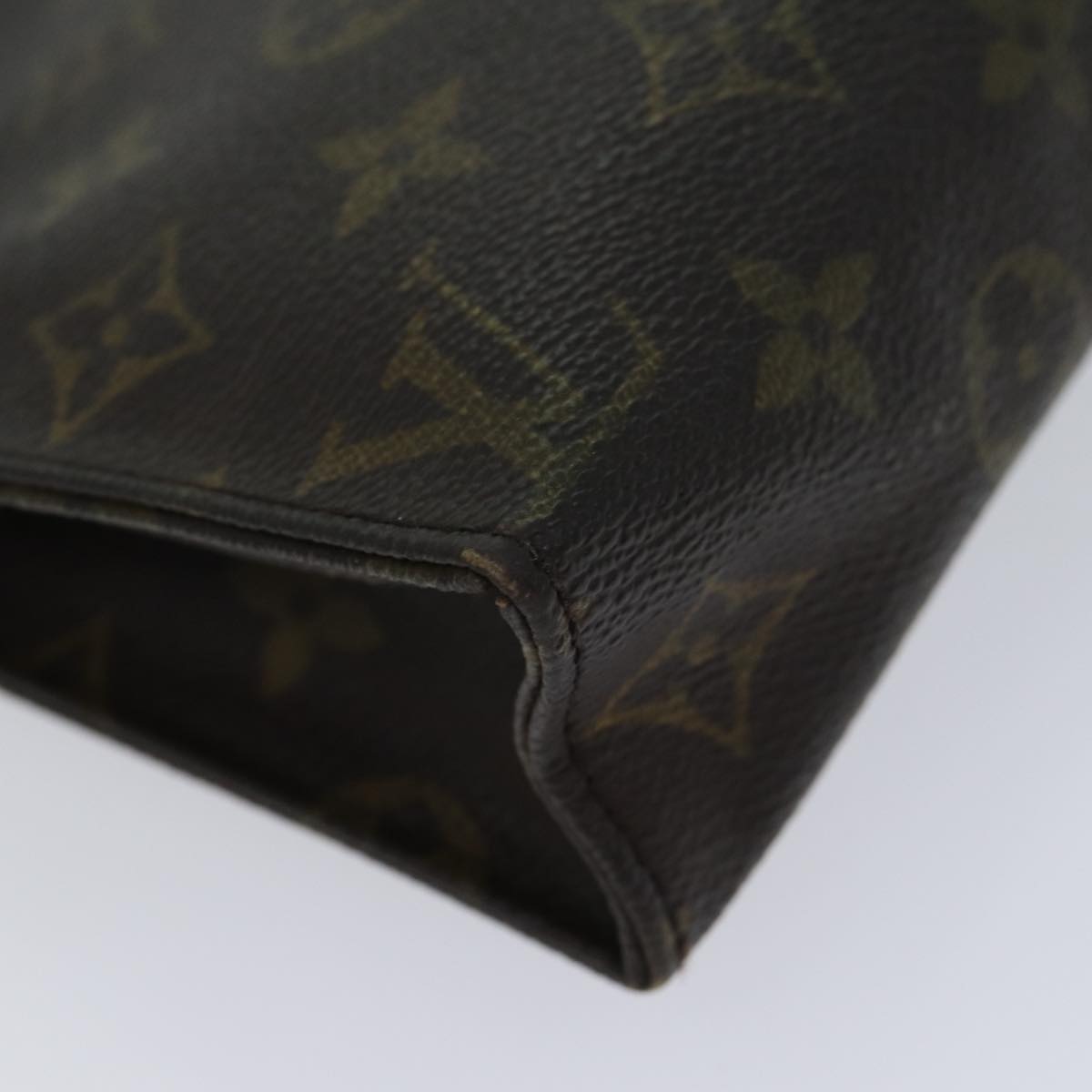 LOUIS VUITTON Monogram Poche Toilette 19 Pouch M47544 LV 70484