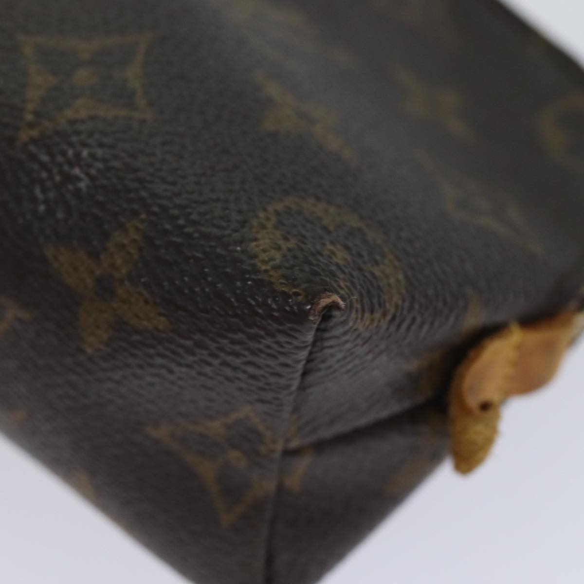 LOUIS VUITTON Monogram Pochette Cosmetic PM Cosmetic Pouch M47515 LV 70491