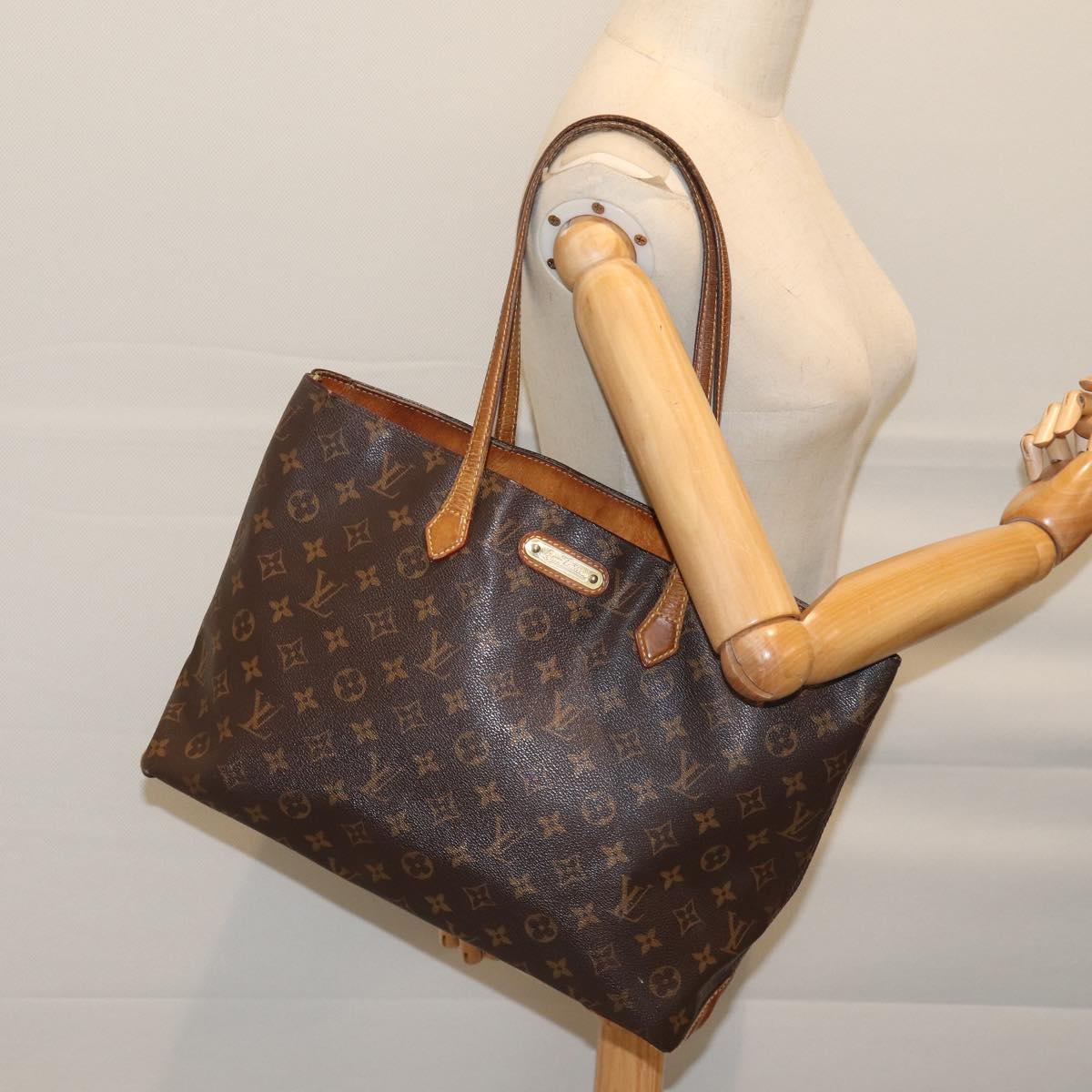 LOUIS VUITTON Monogram Wilshire MM Hand Bag M45644 LV 70540