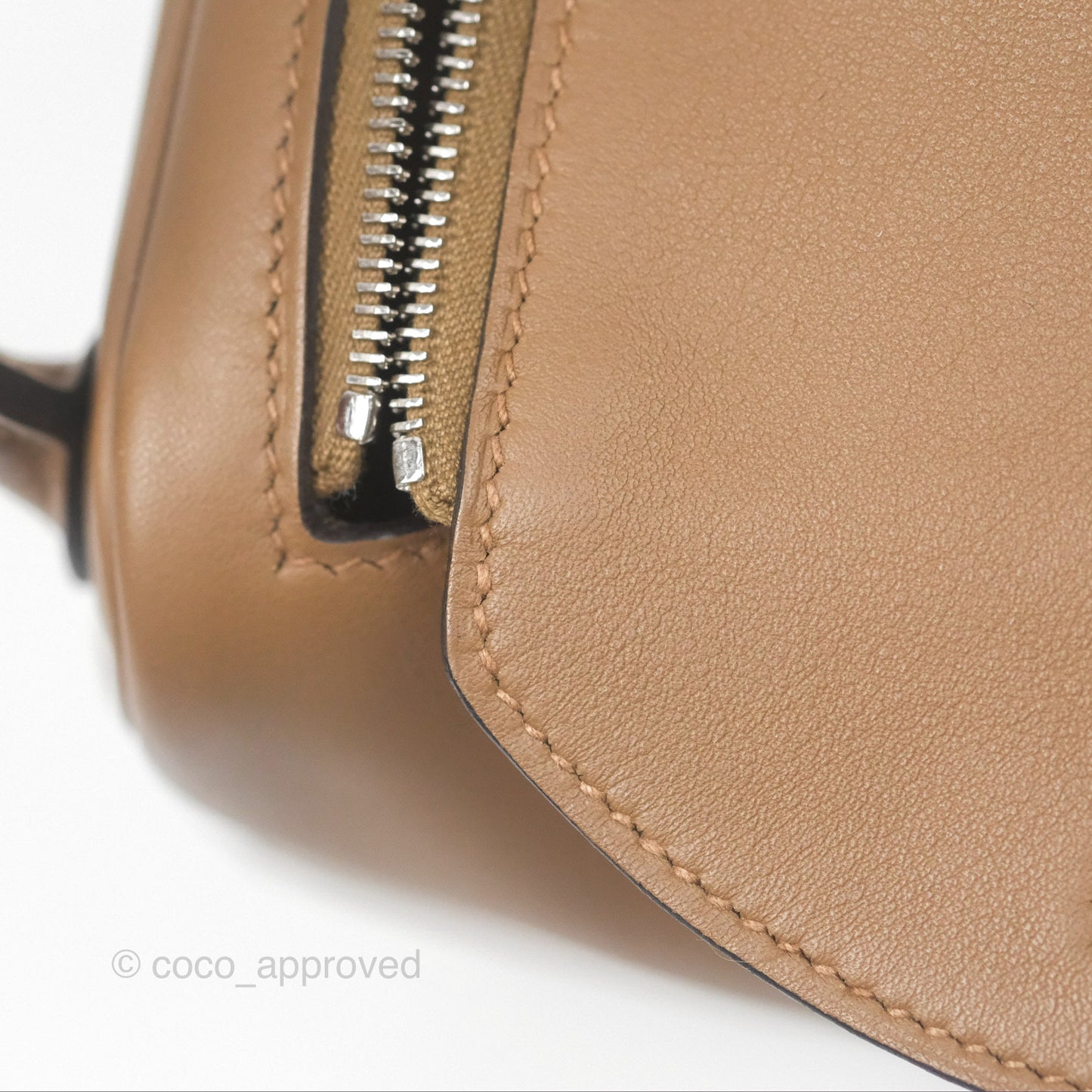 Hermès Mini Lindy 20 Verso Swift Alezan 3G / Biscuit 48 Palladium Hardware
