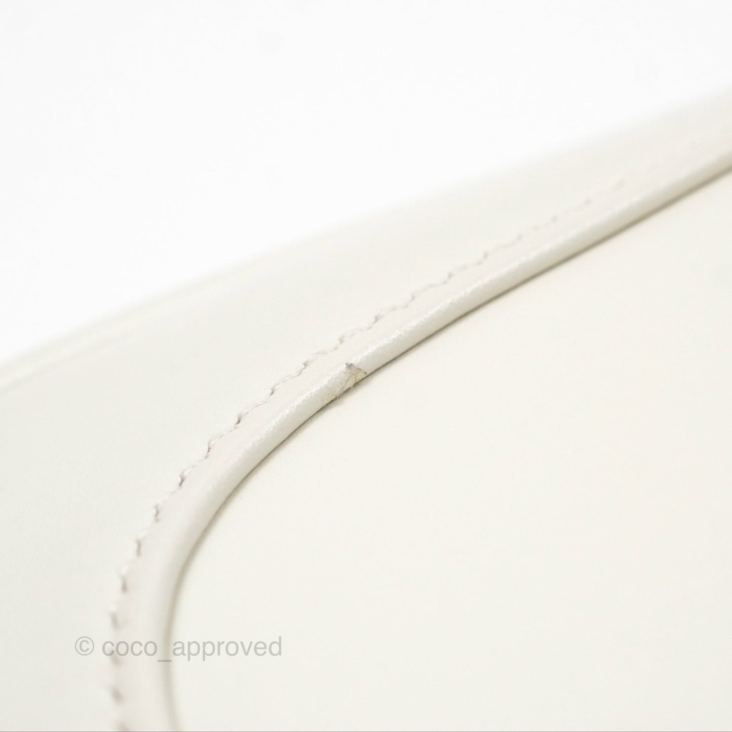 Gucci Jackie 1961 White Mini Shoulder Bag Gold Hardware